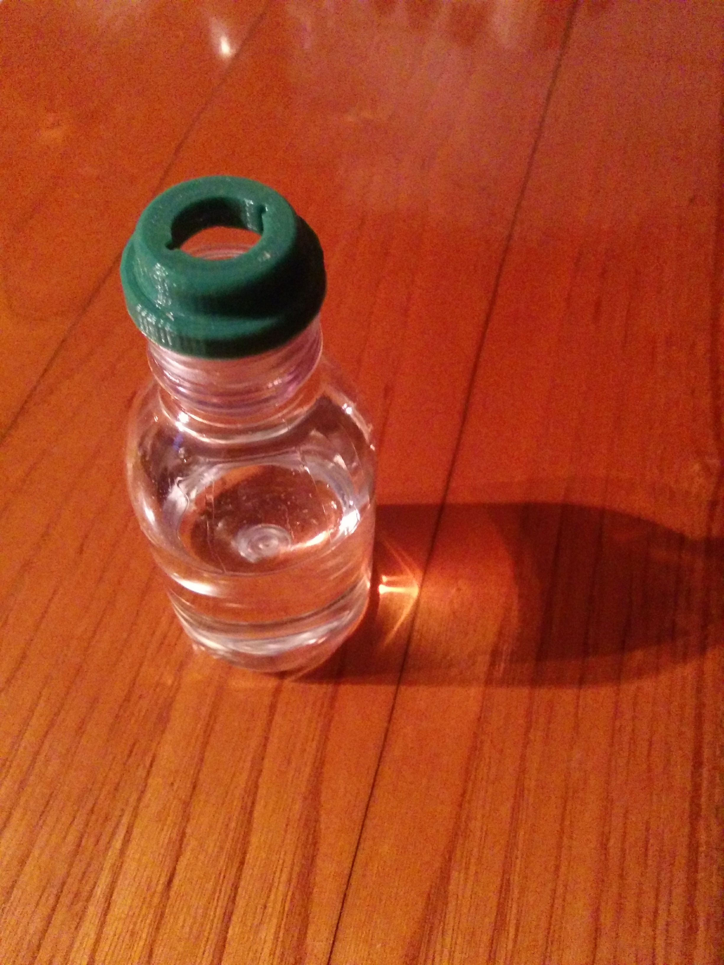FUNEL E-LIQUIDE BOTTLE