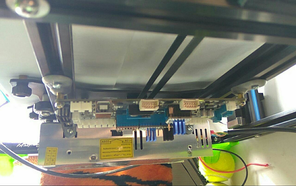 Under table board mount for HCMaker 7