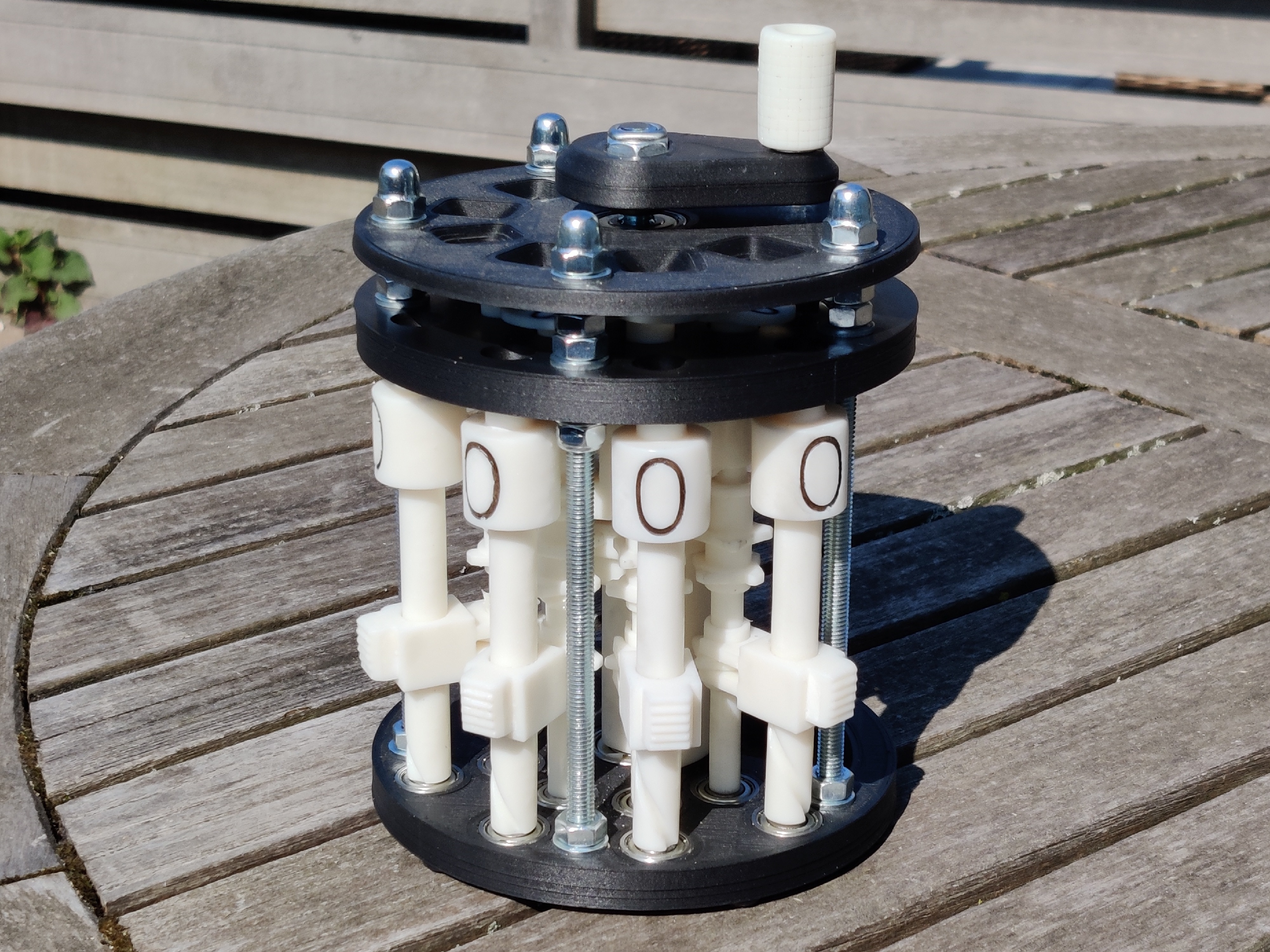 A Curta-Inspired Mechanical Calculator for Binary Addition