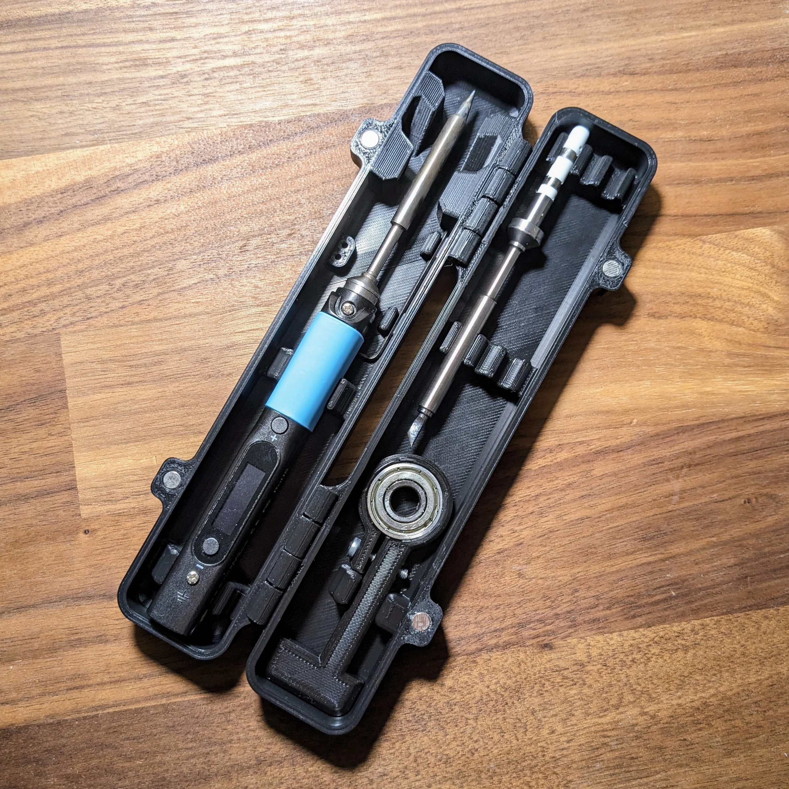 Pinecil Case with Magnetic Hold