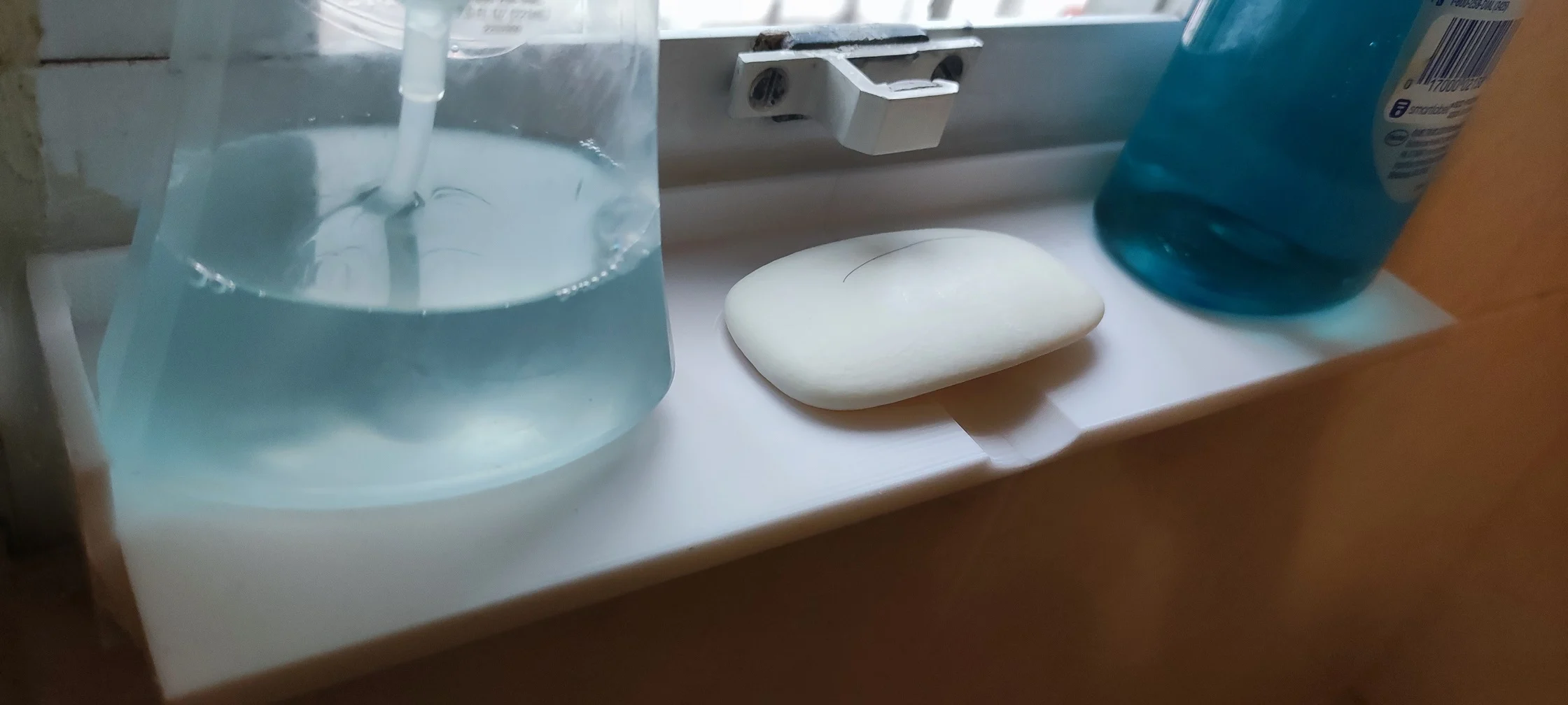 Shower room shelf for windows