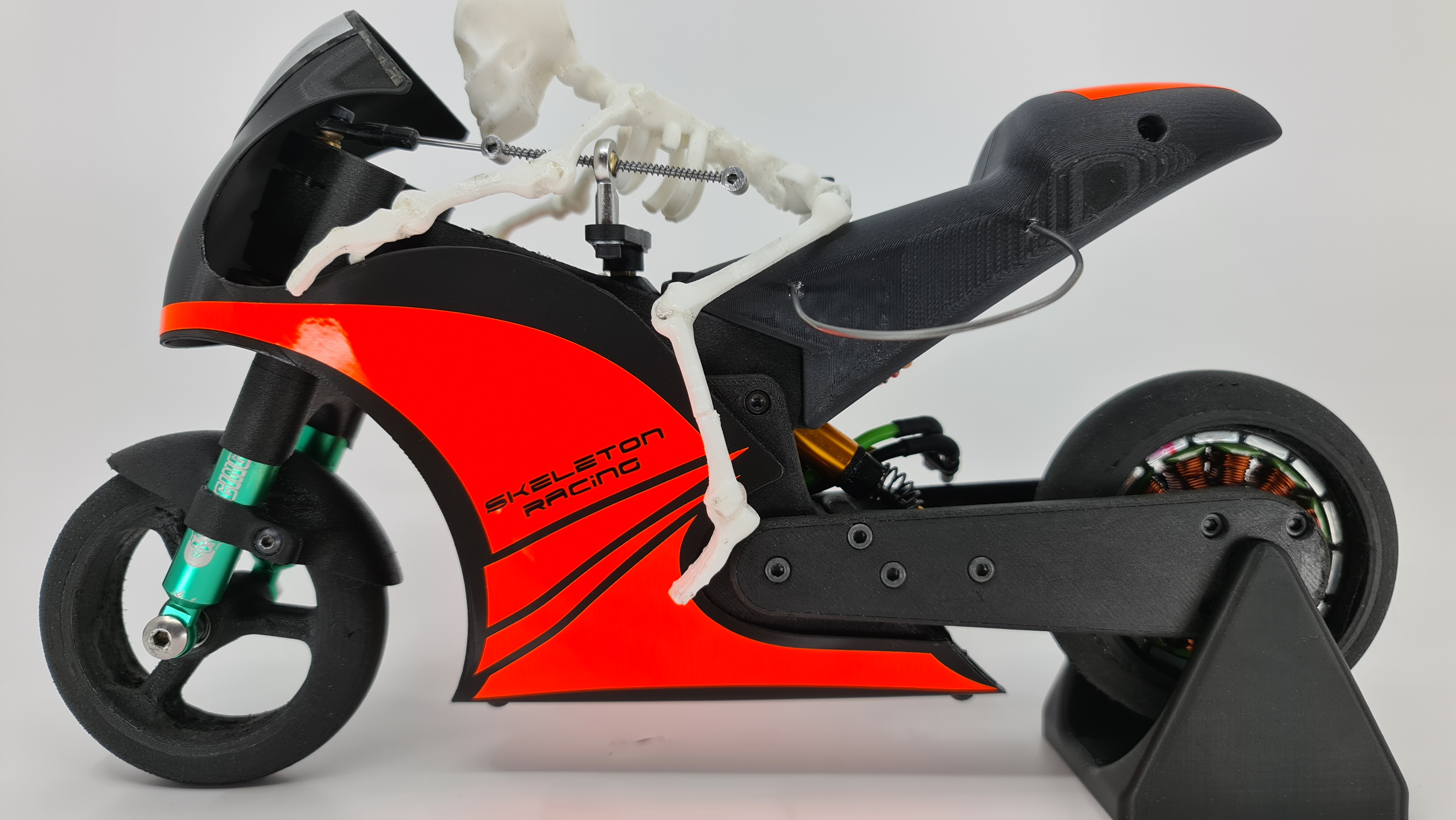 RC 3D Printed Superbike, RC MotoGp Style Scratch Build Bike
