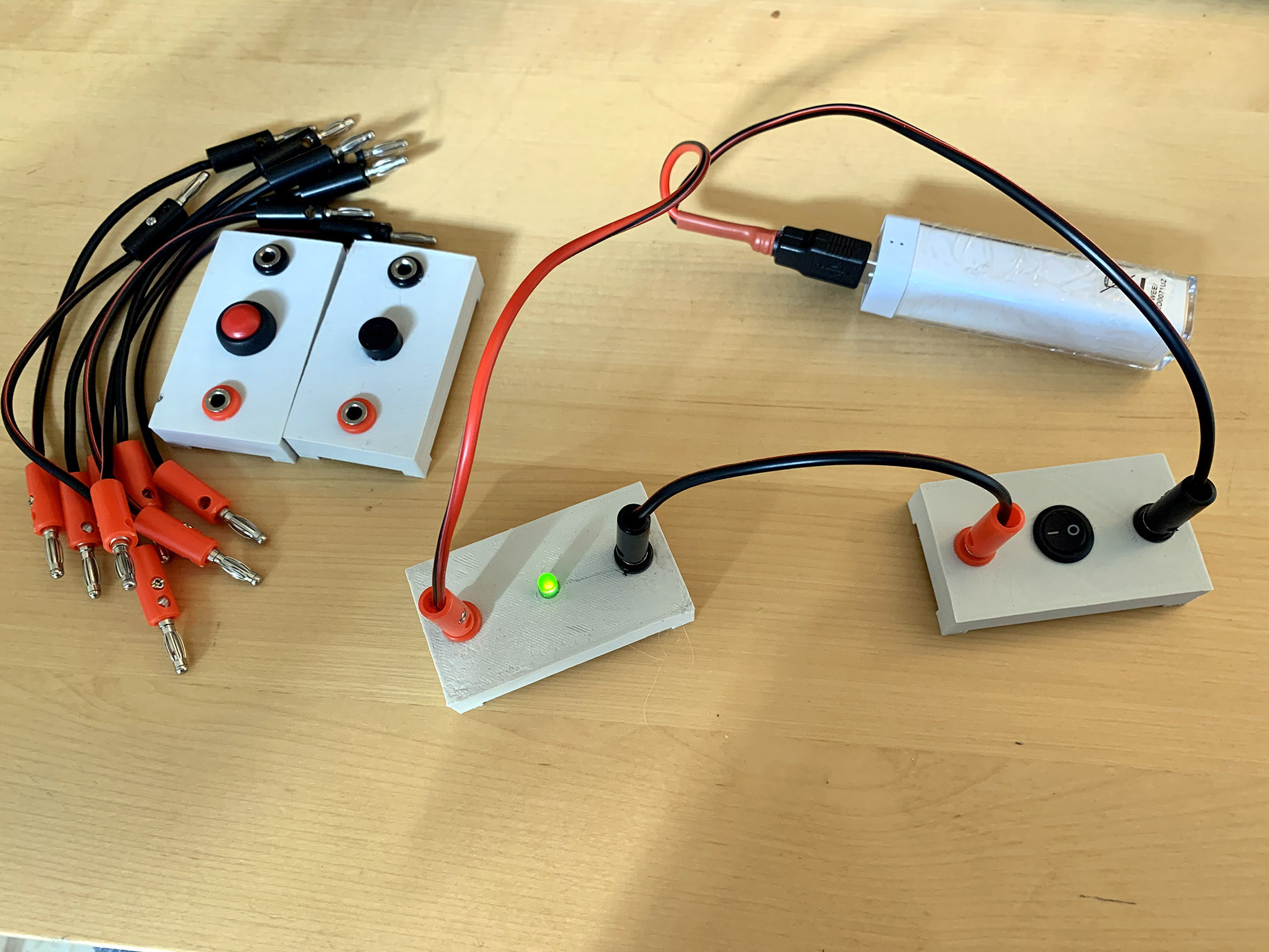 Apprentissage électricité enfant