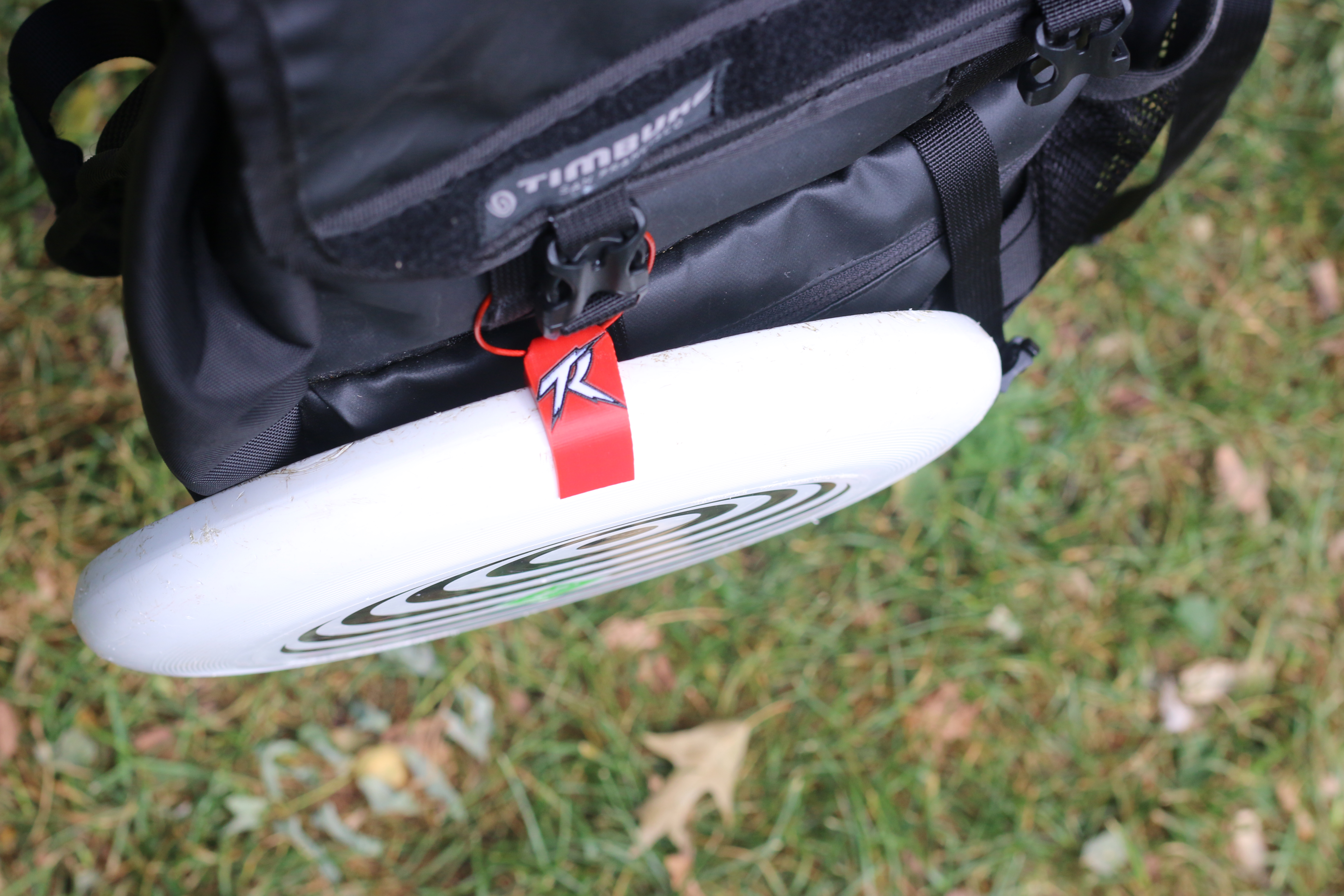 Multi-Color Frisbee Clip