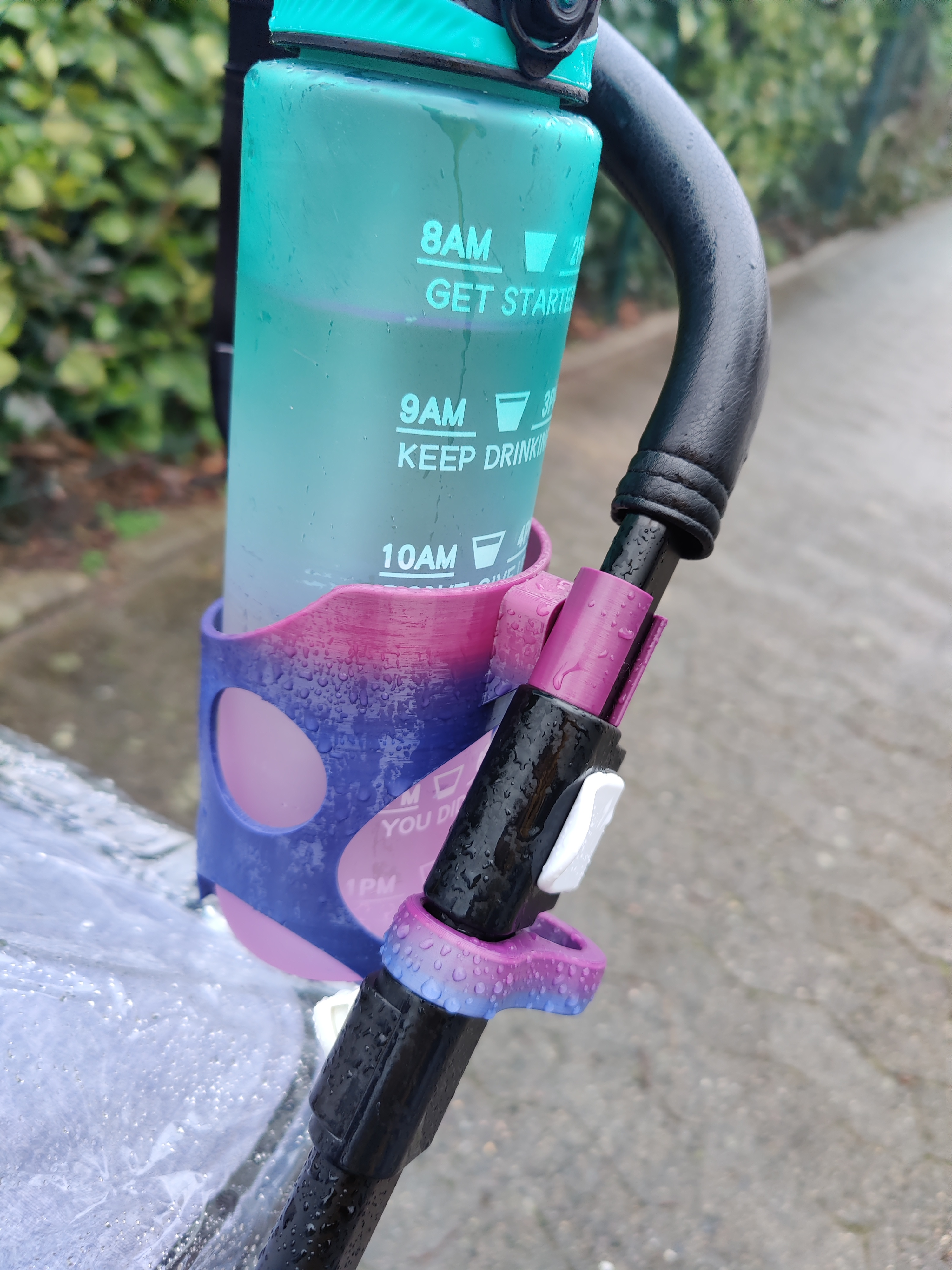 Stroller (bugaboo cameleon 3) mount for bottle holder