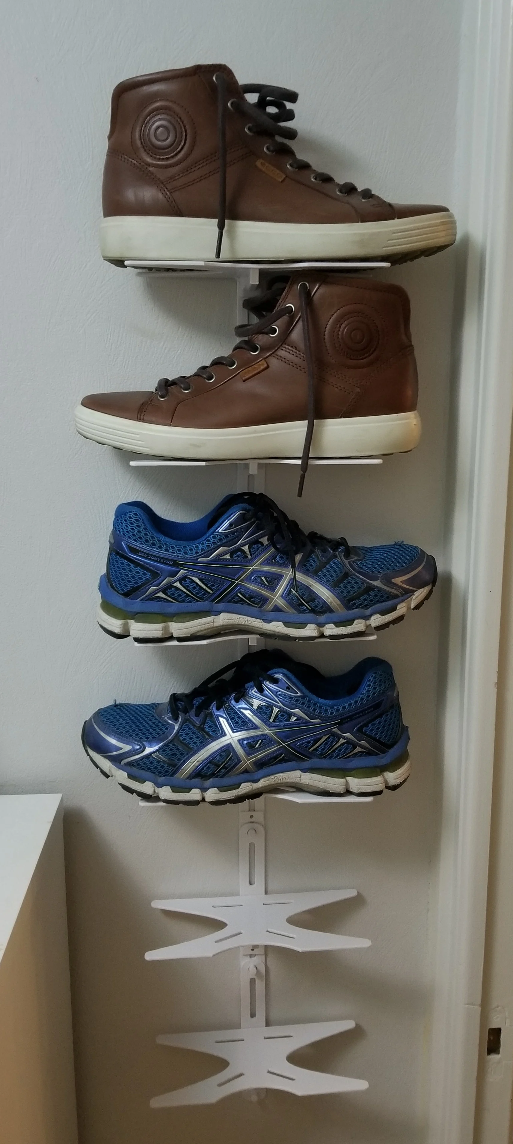 Shoe rack (shelf) and organizer for walls