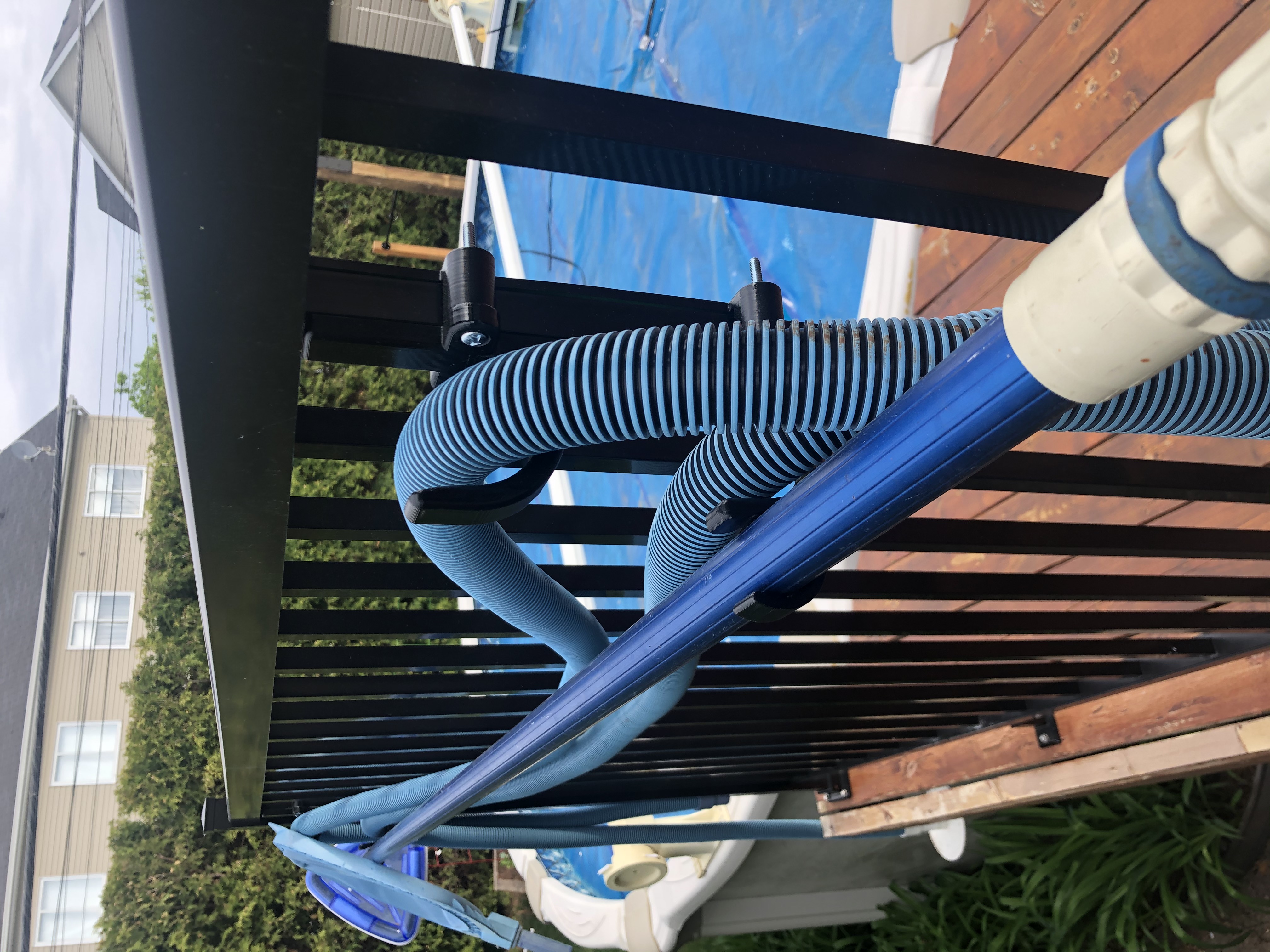 hose and telescopic pipe support