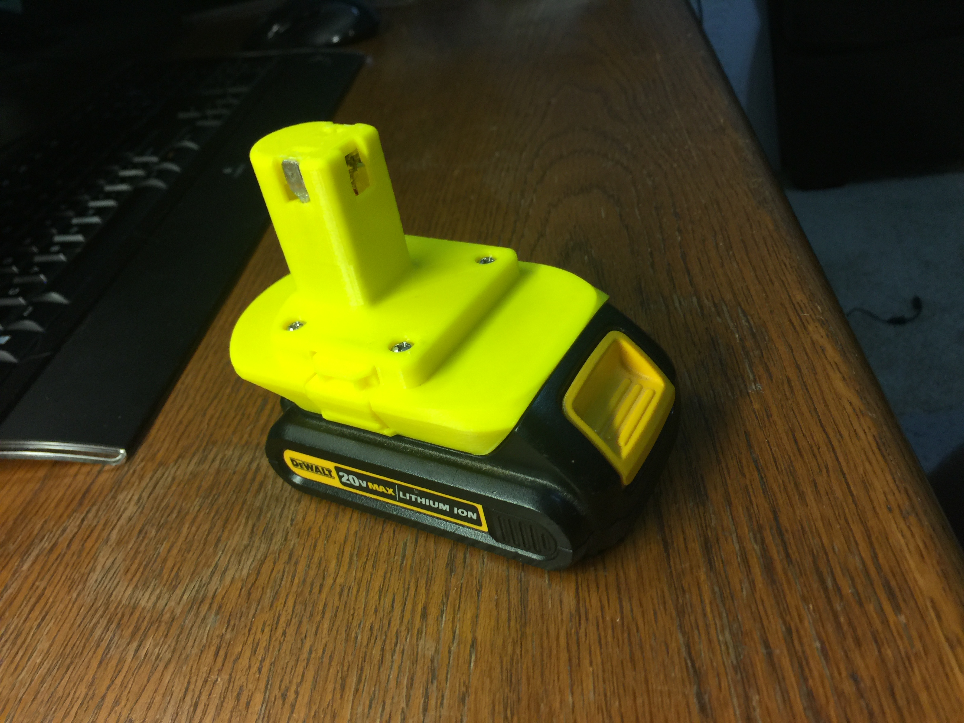 Dewalt Lithium 20VMax to RYOBI One+ 18 volt Adapter
