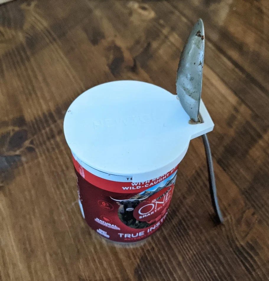 Snap-On Dog Food Lid (With Spoon Holster)
