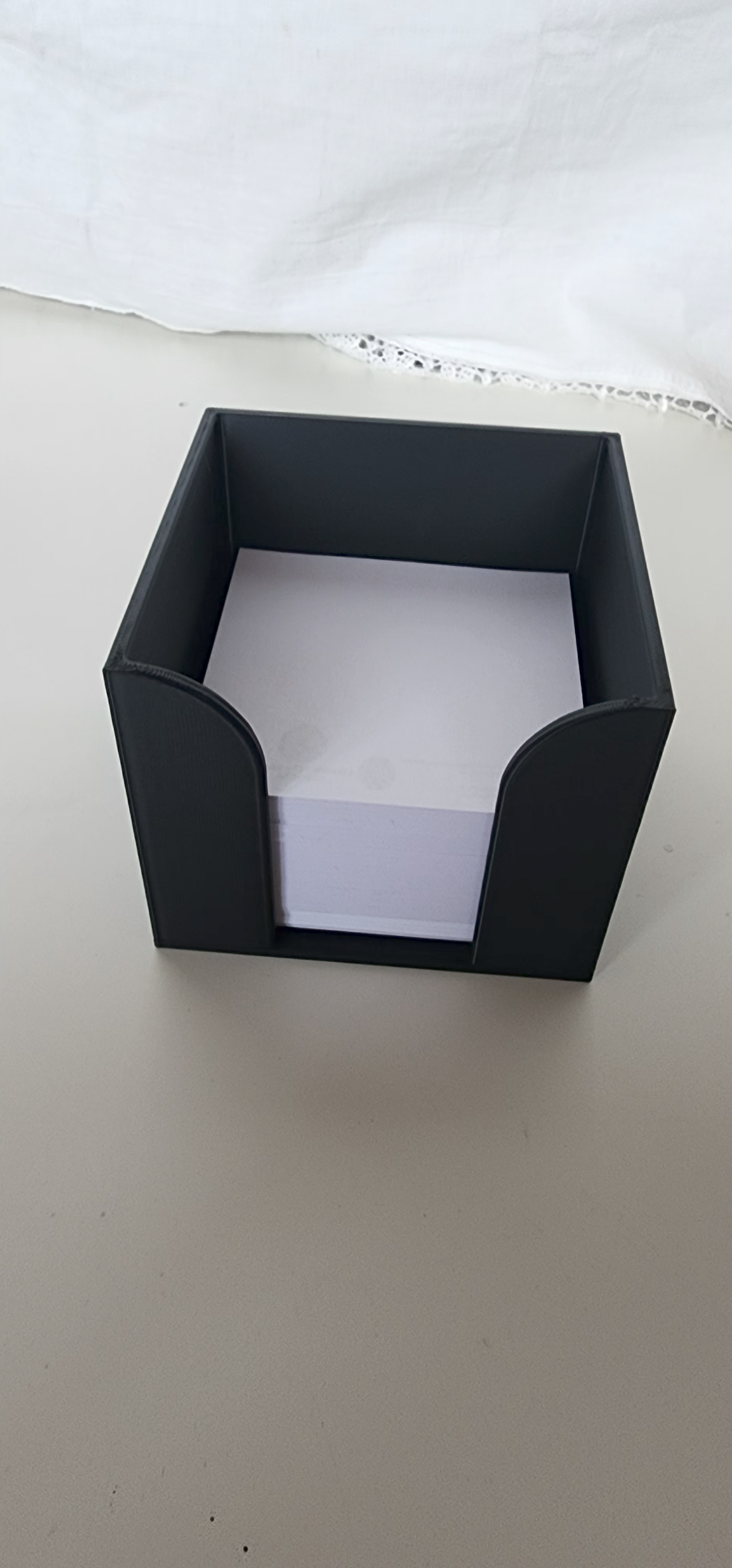 Minimalist Cube Memo Pad Holder - V2 (Sturdy 3.5mm Wall)