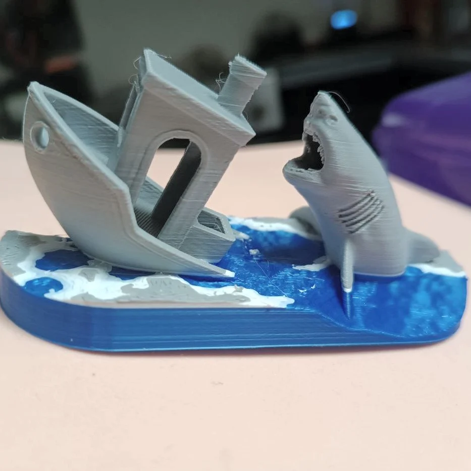 Benchy VS Shark