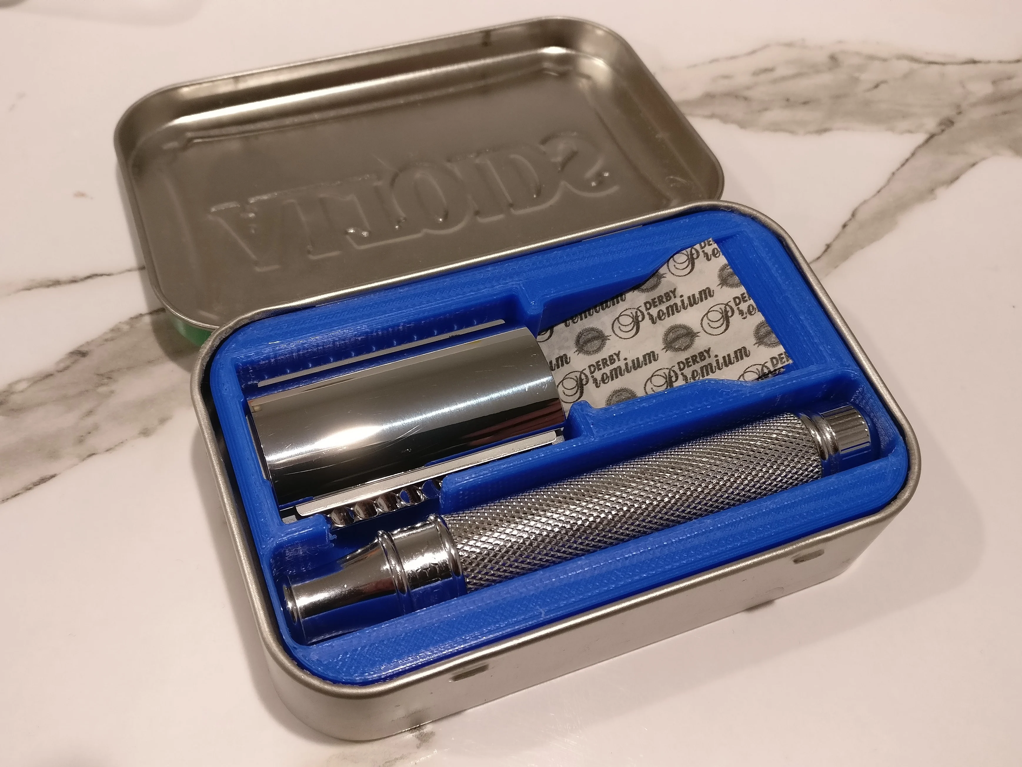 Edwin Jagger DE89 Altoids travel tin