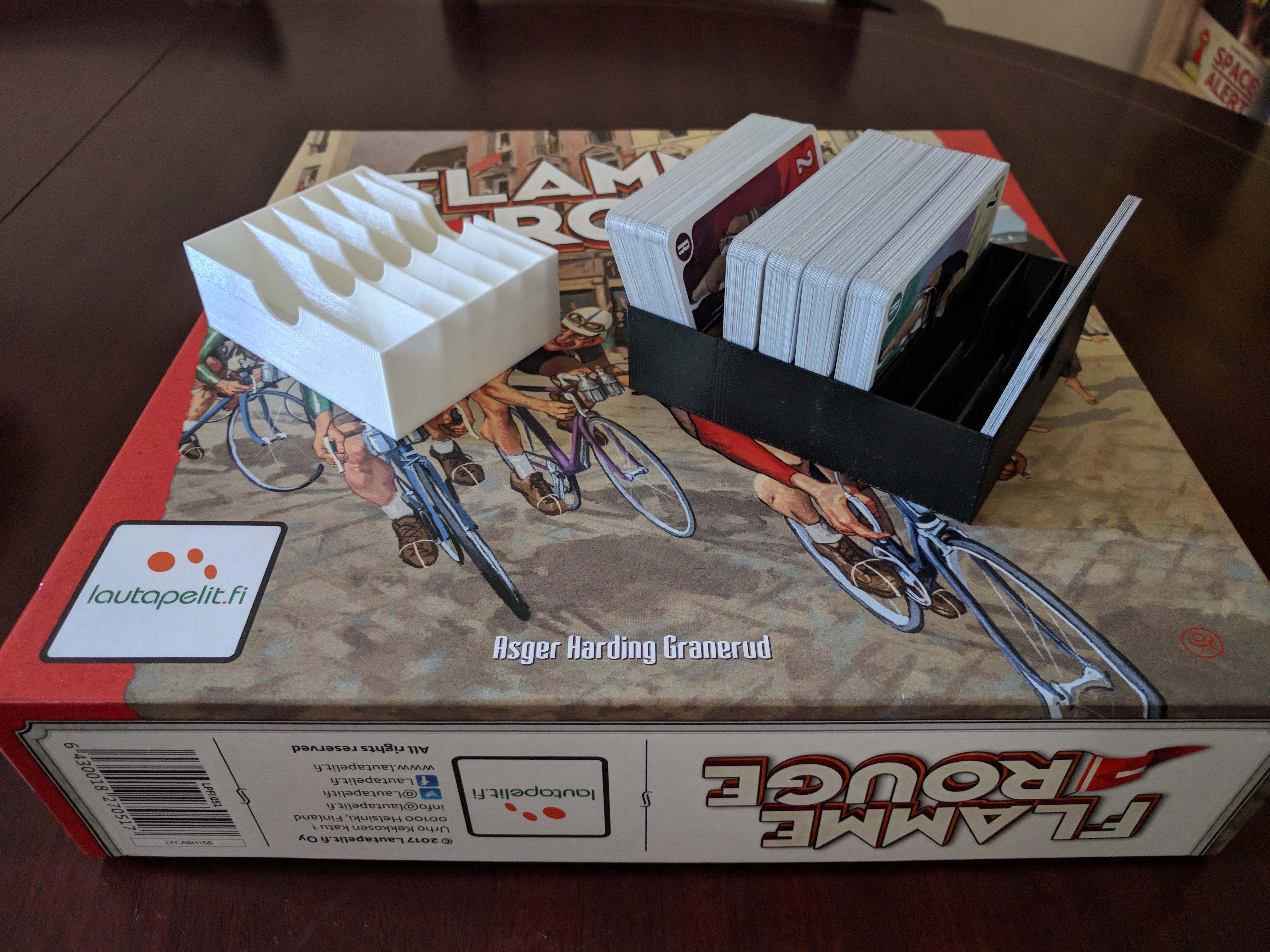 Flamme Rouge Card Storage