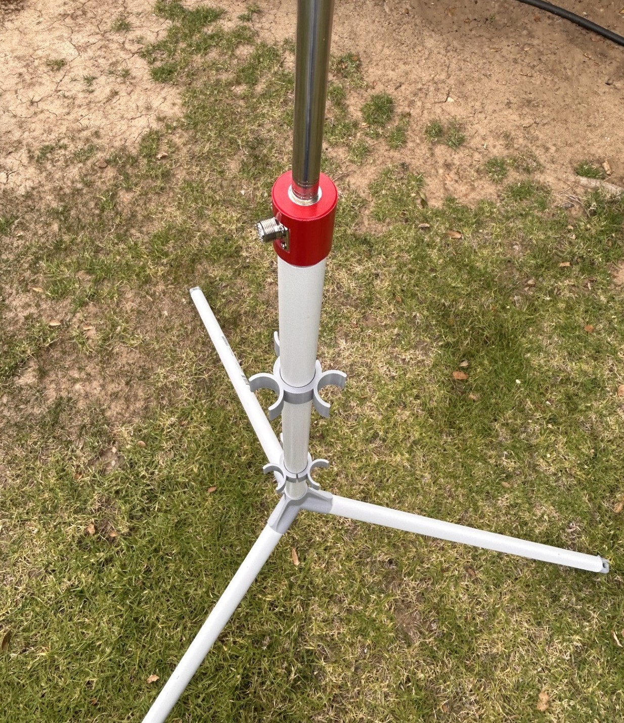 Tripod to convert ground spike ham vertical antenna to POTA Performer