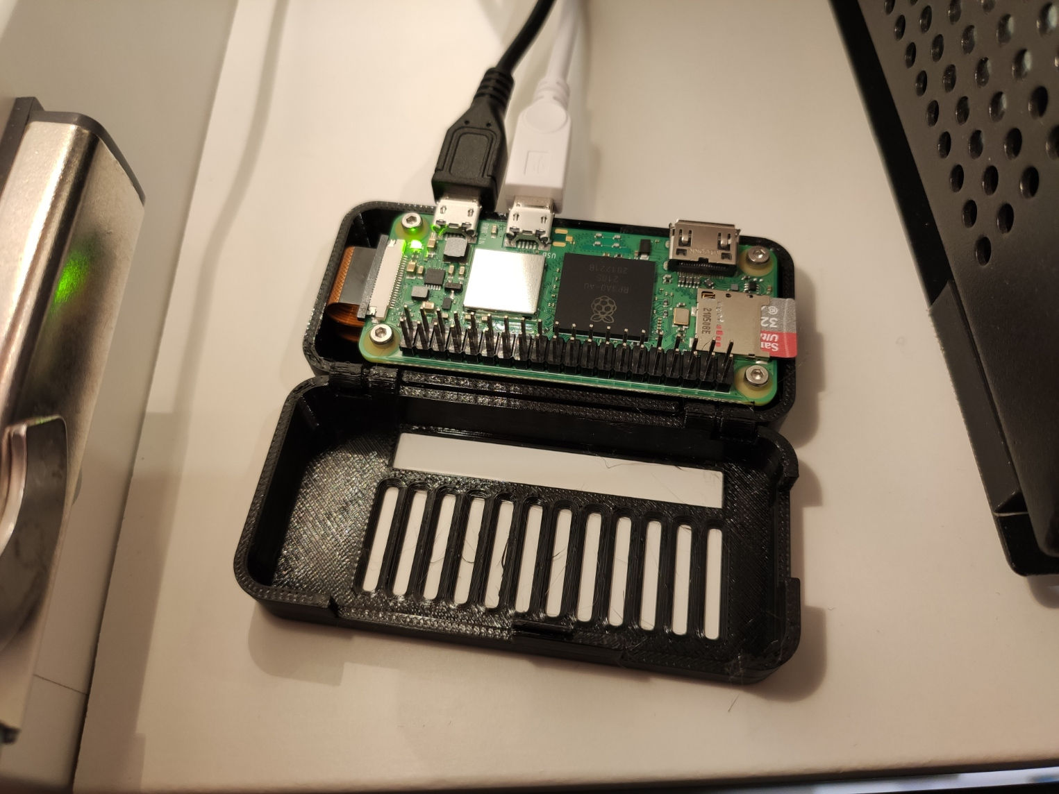One Piece Raspberry Pi Zero 2 W + Pi Camera case and stand/ articulating wall mount