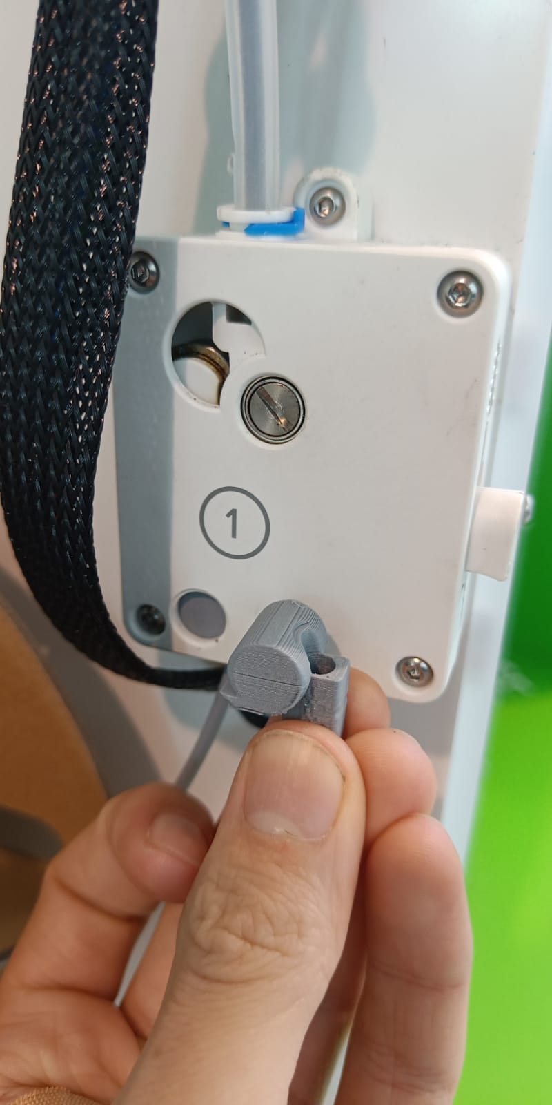 Spacer for Ultimaker 2+/3 feeder
