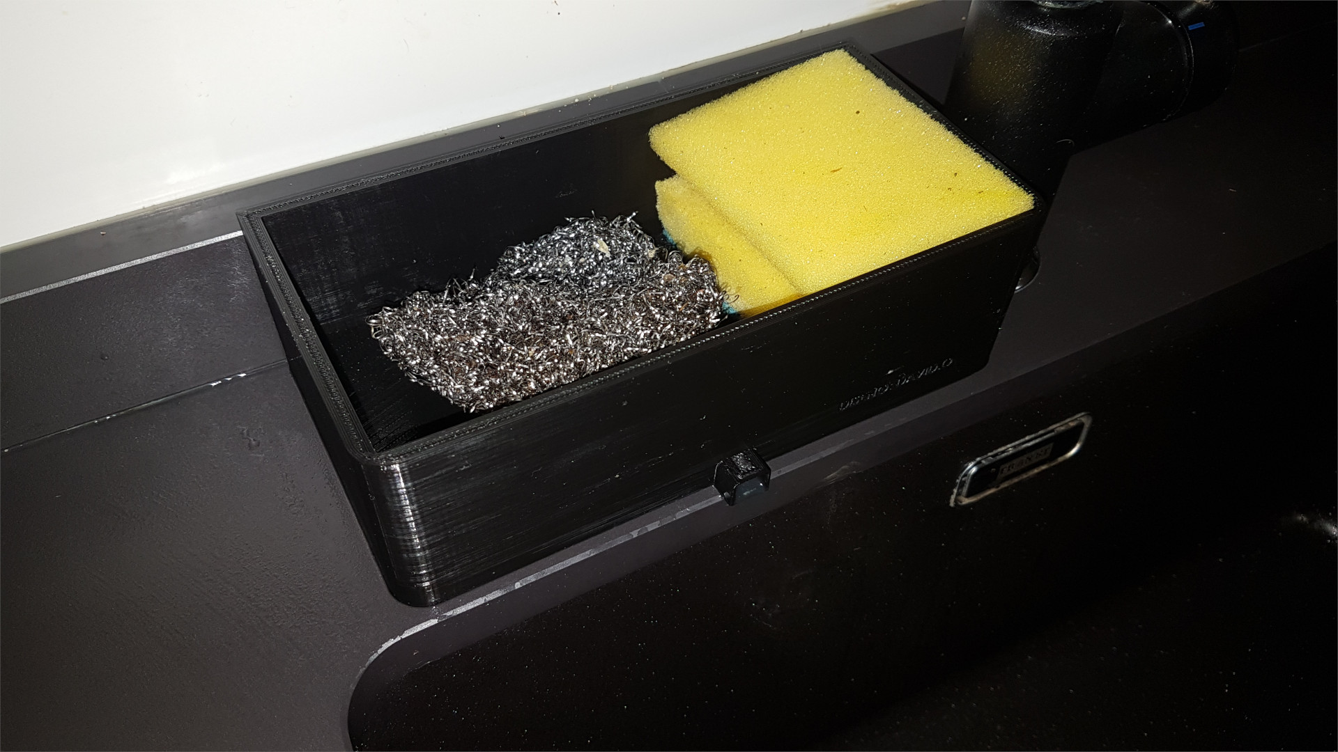 KEEP PADS KITCHEN SPONGE HOLDER