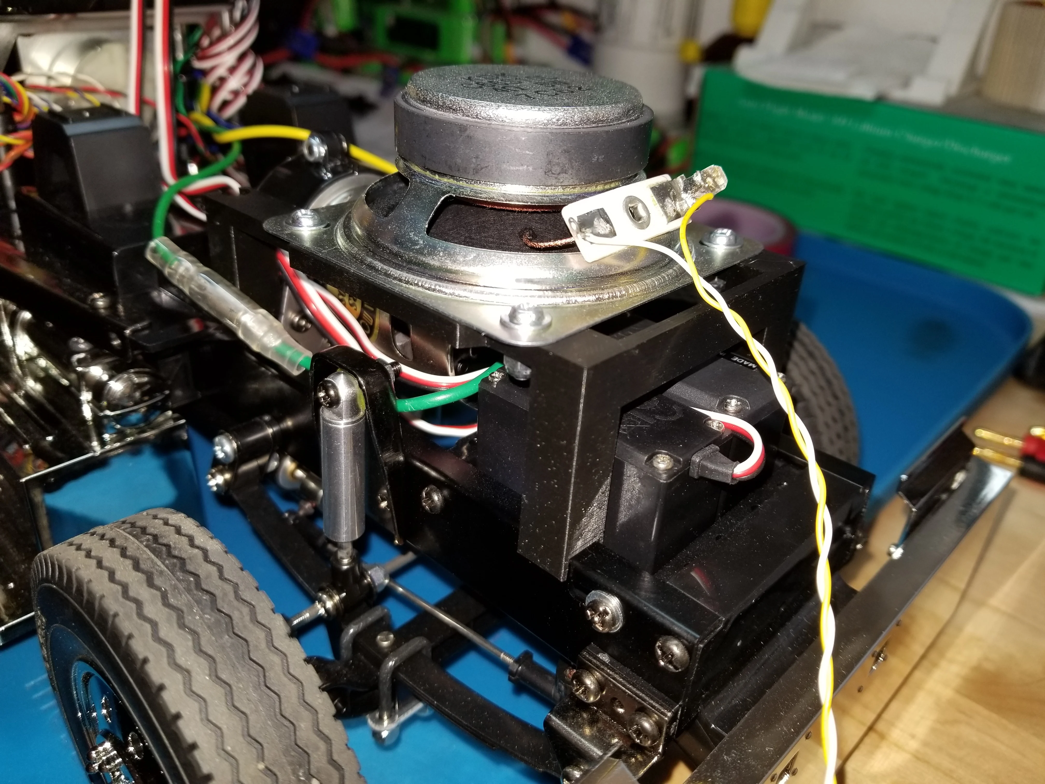 Tamiya 1/14 Grand Hauler speaker mount