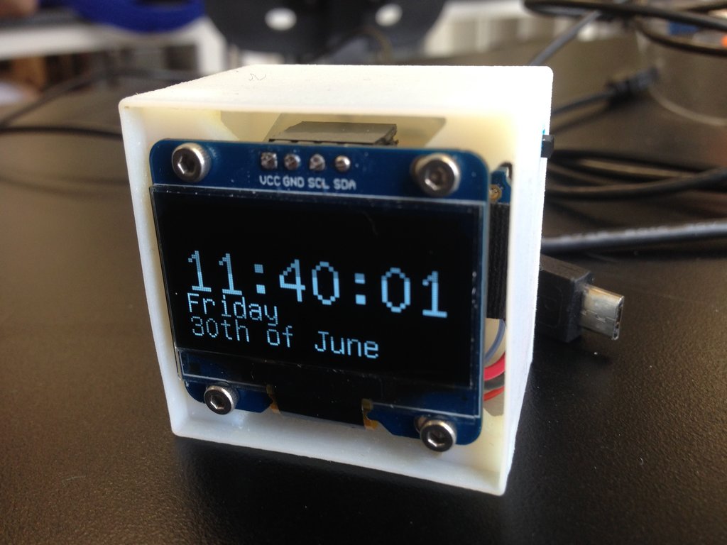 Small Cube Clock
