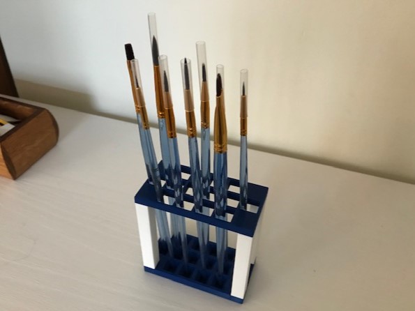 Paintbrush stand