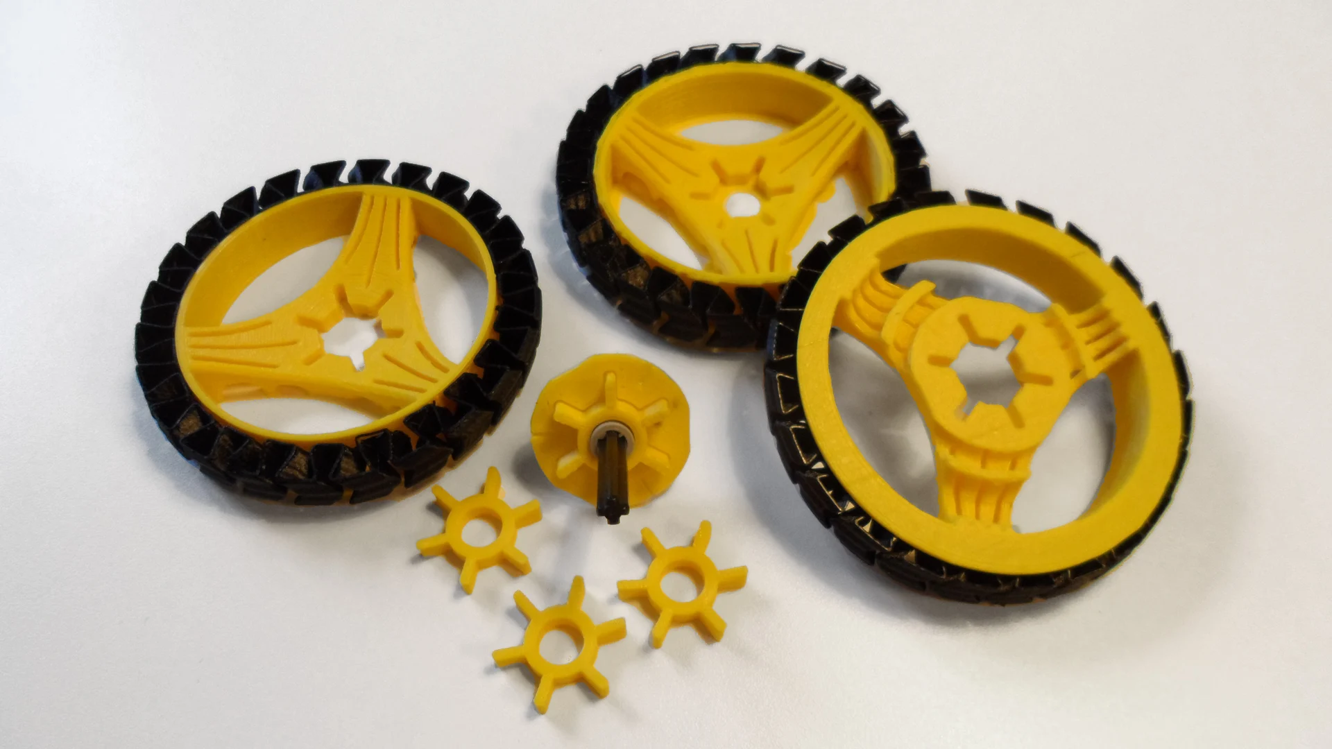 Autonomous Robot WheelRim fitting LEGO Technics axles