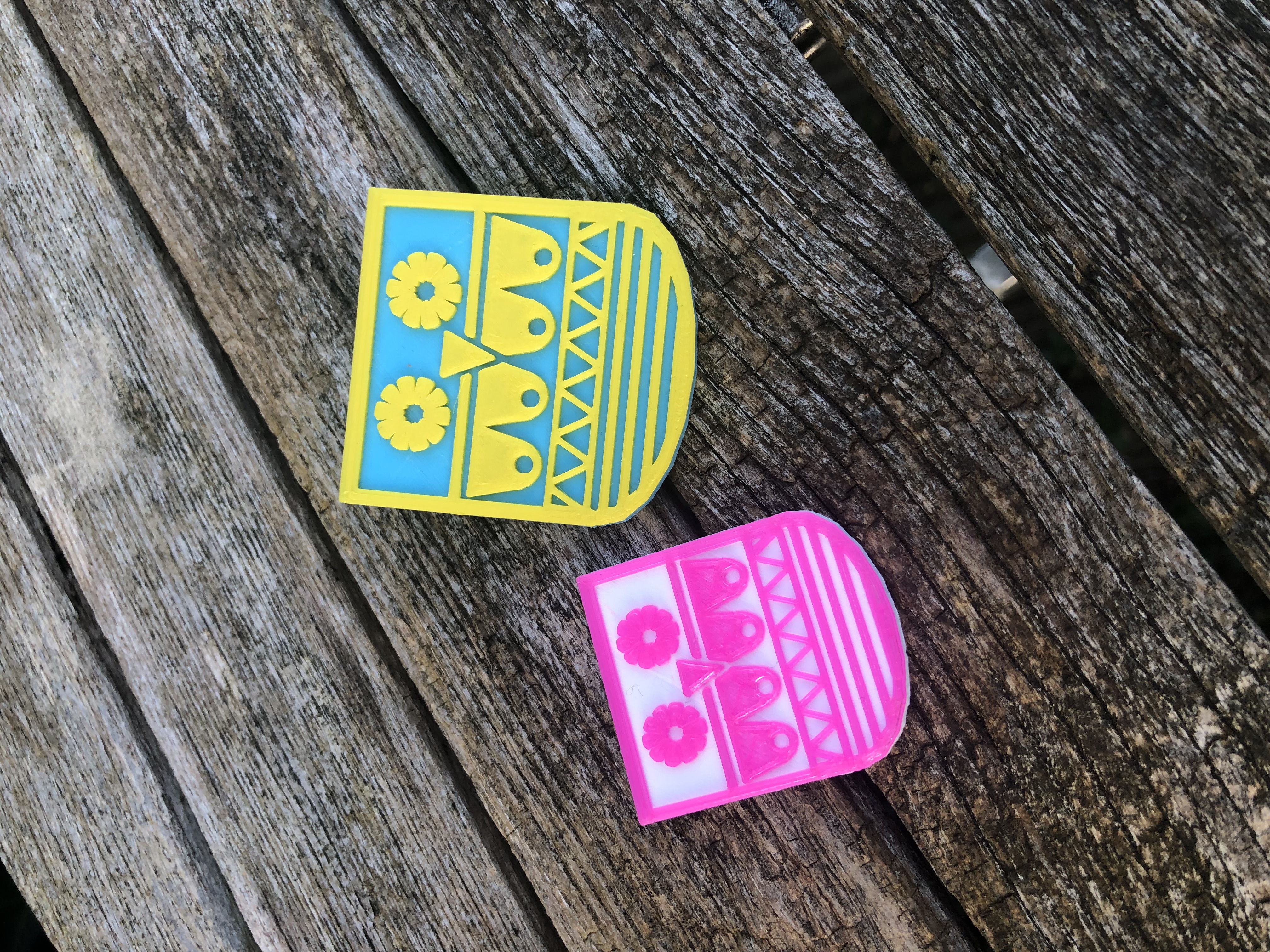 Quirky owl brooch / badge