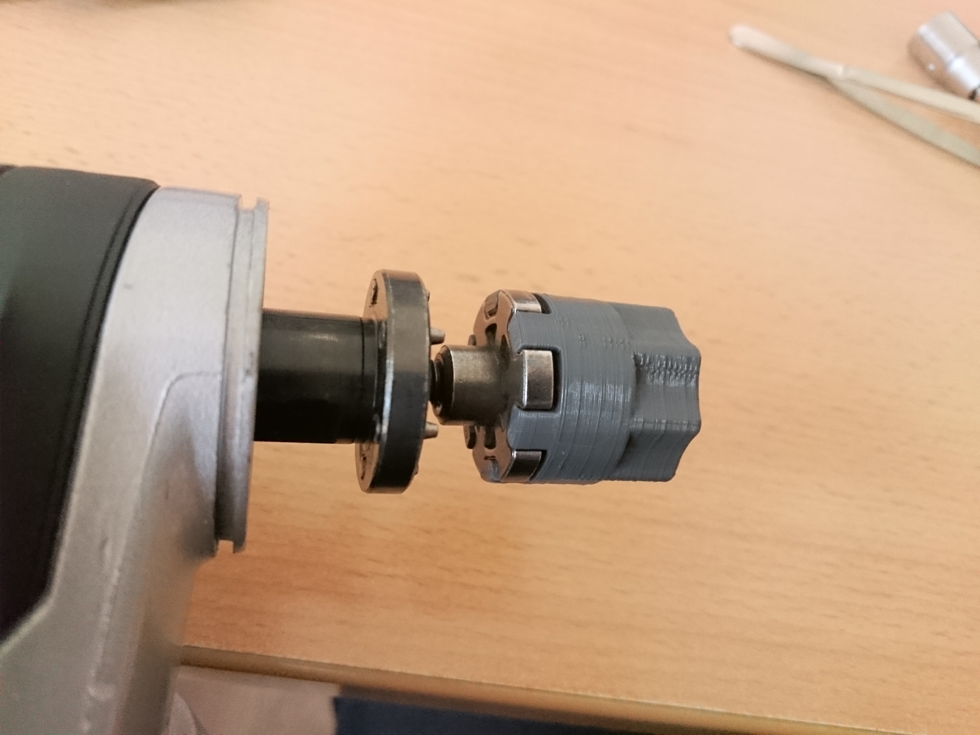 Schlüssel für Sternschraube an Parkside PAMFWP 20-Li A1