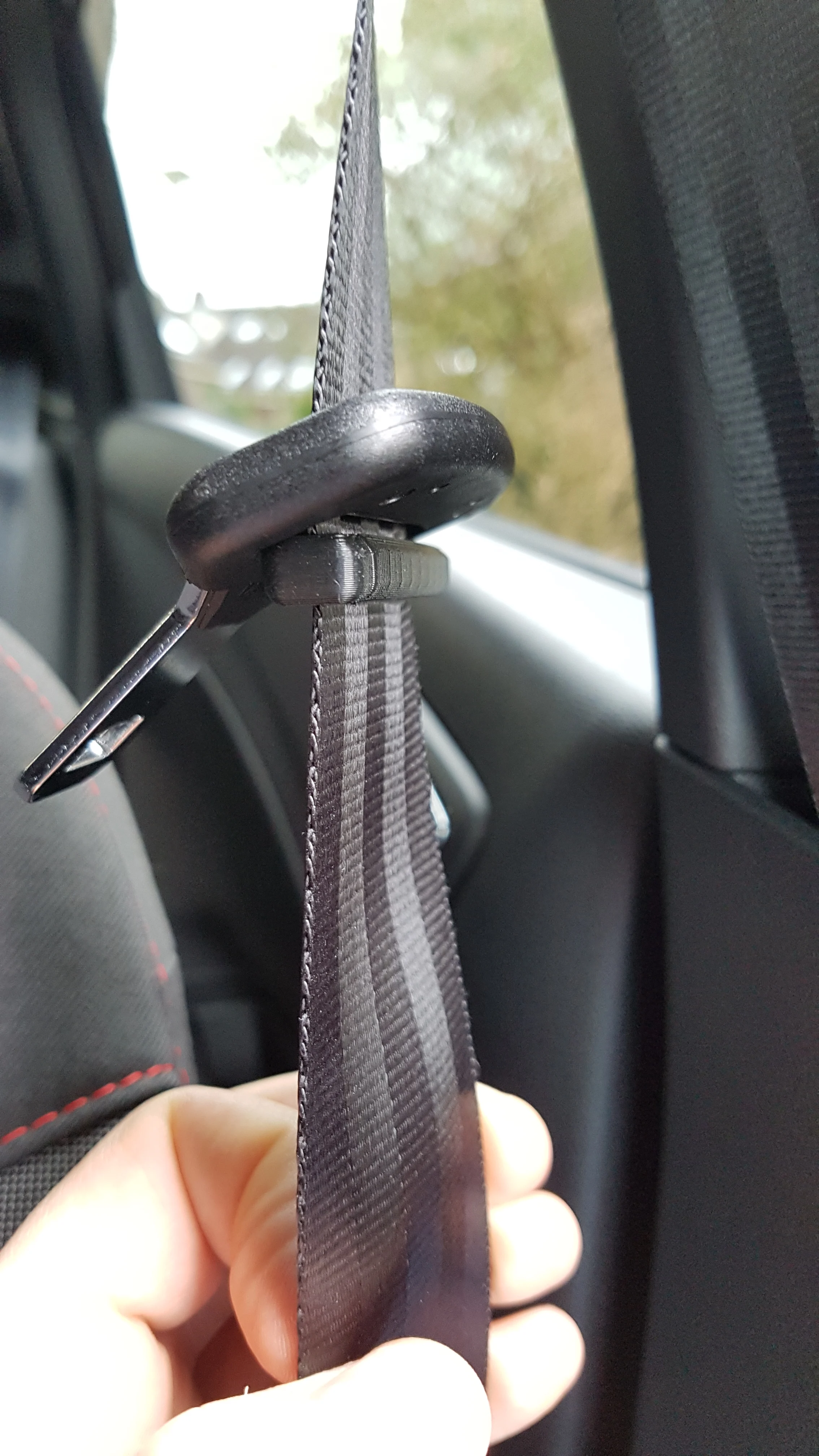 Seatbelt Plug raise Clip