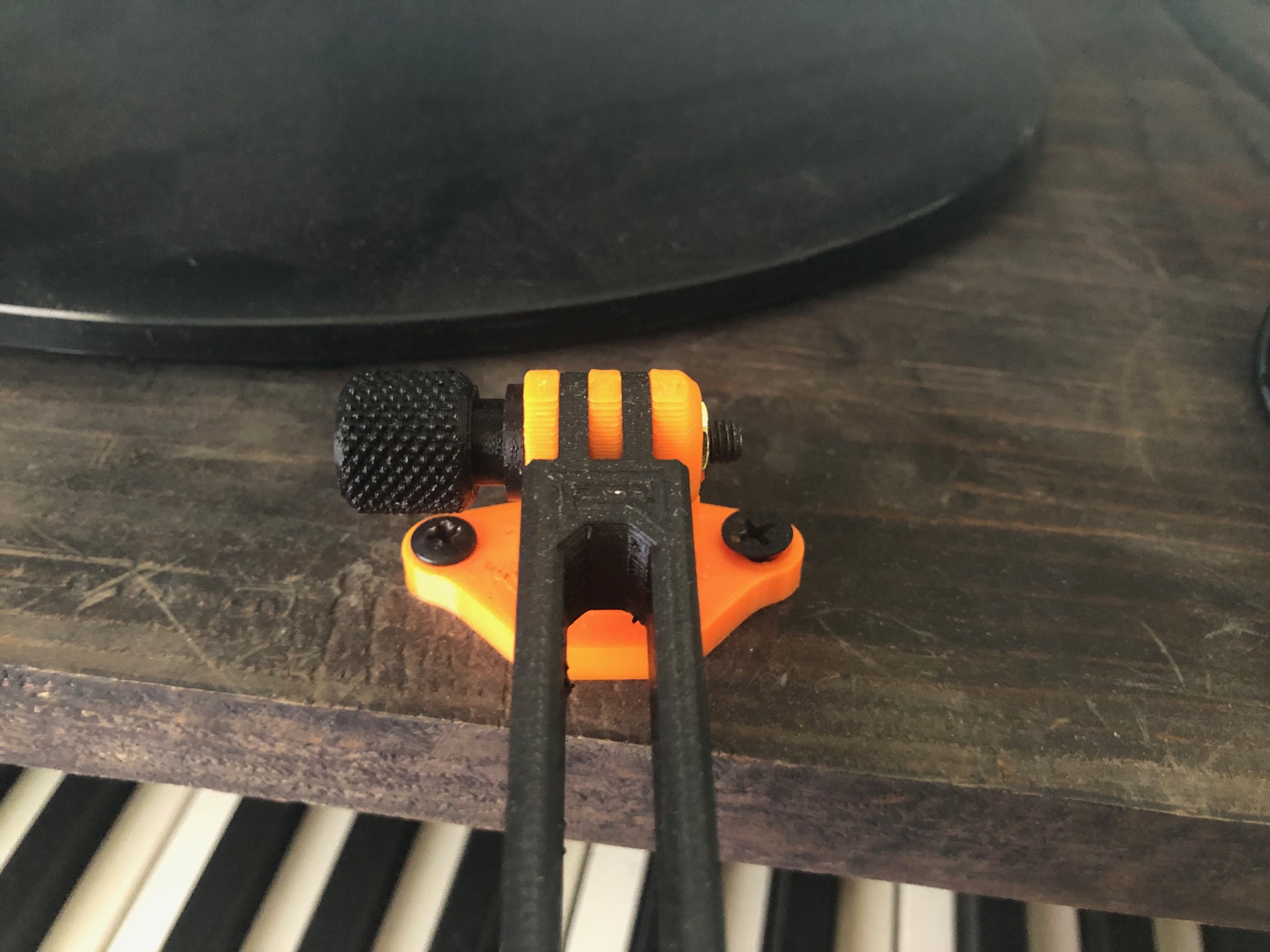 Modular Mounting System Screw Fixation