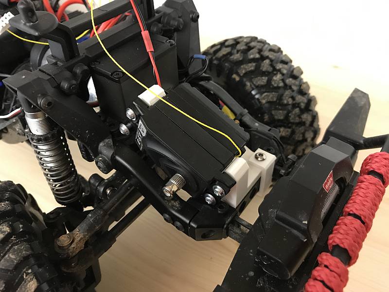 TRX-4 Defender Servowindenhalter