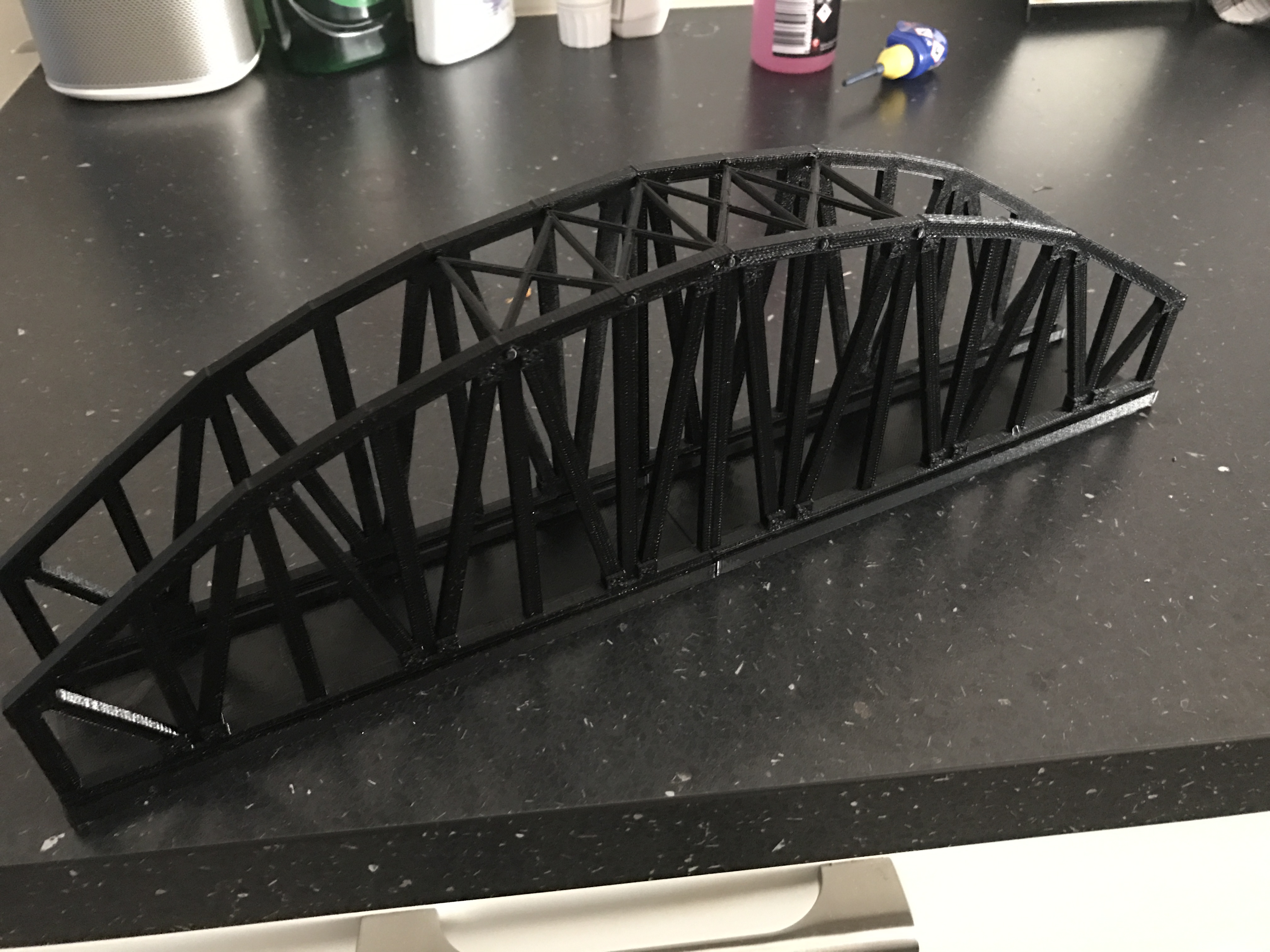 H0 arch bridge