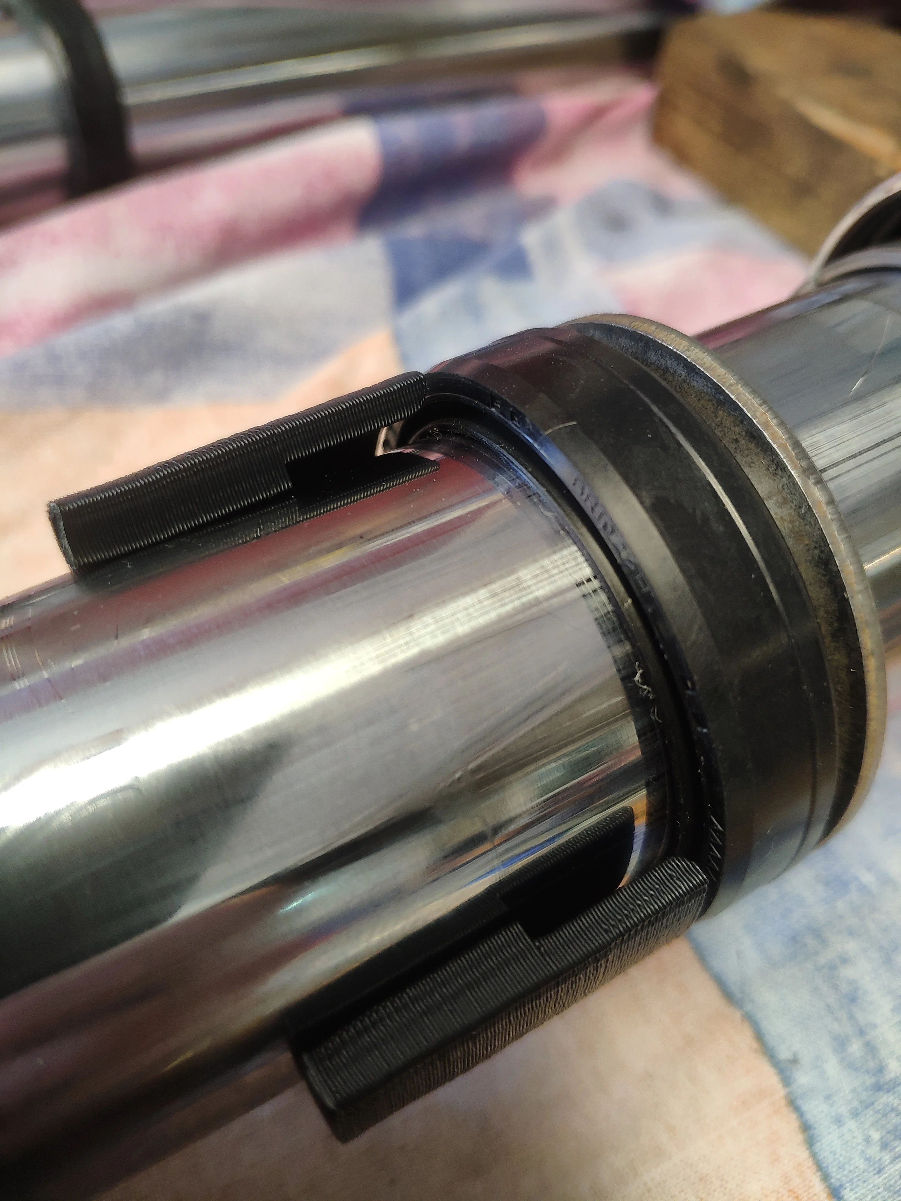 Tool for replacing USD SHOWA shaft seal - Ducati Monster S2R 1000