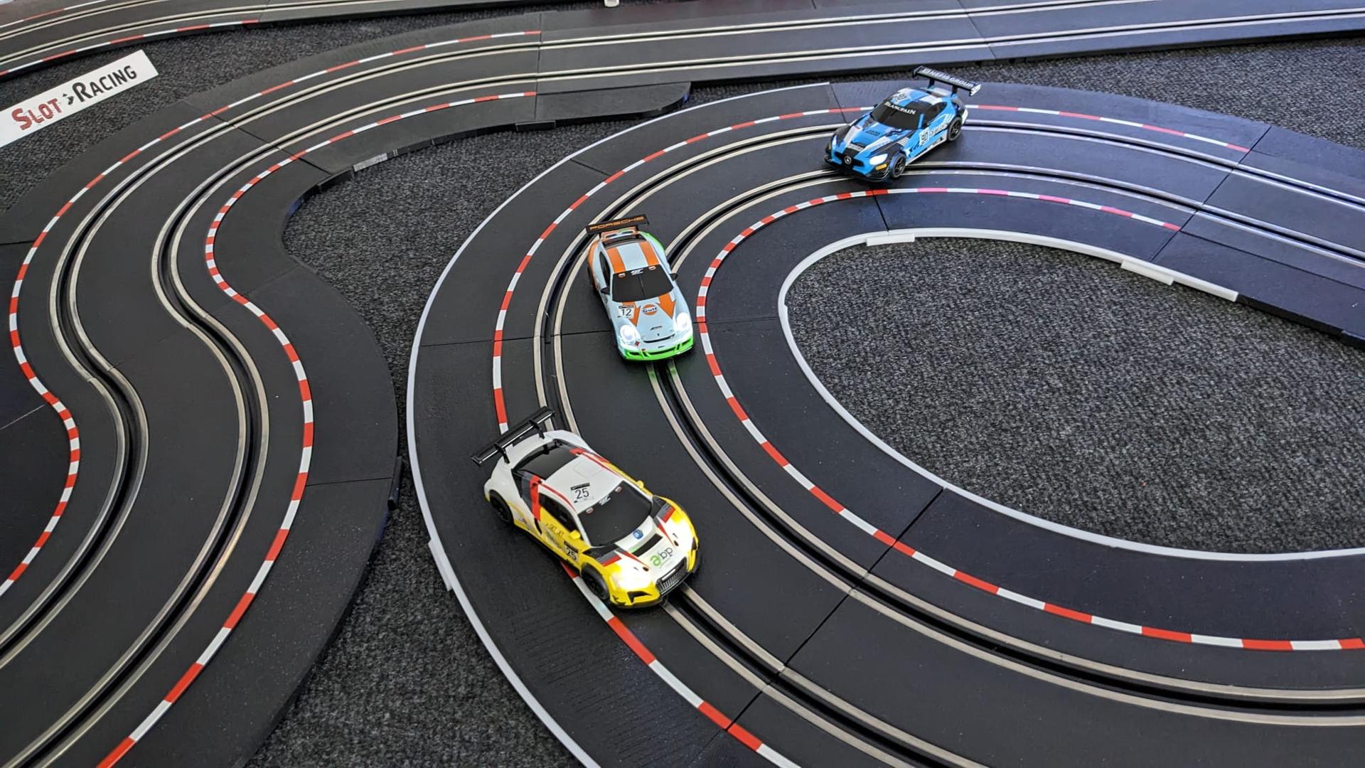 Carrera GO / 143 Track Boundary