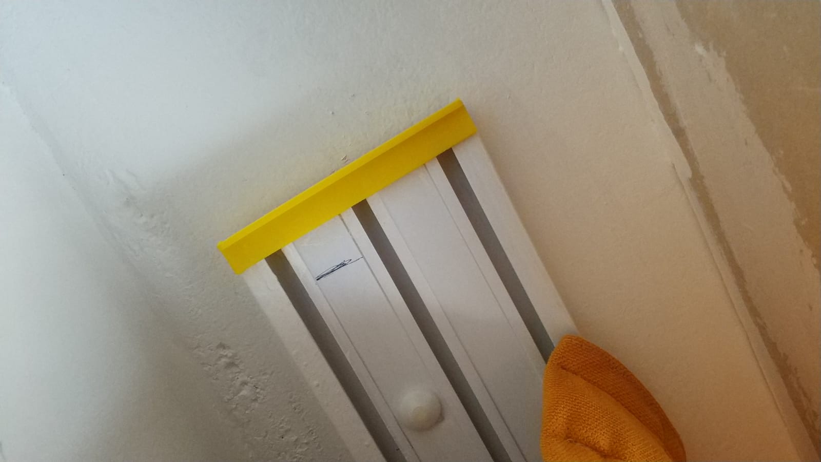 Perde Kornis Kilidi (Curtain Cornice Lock)
