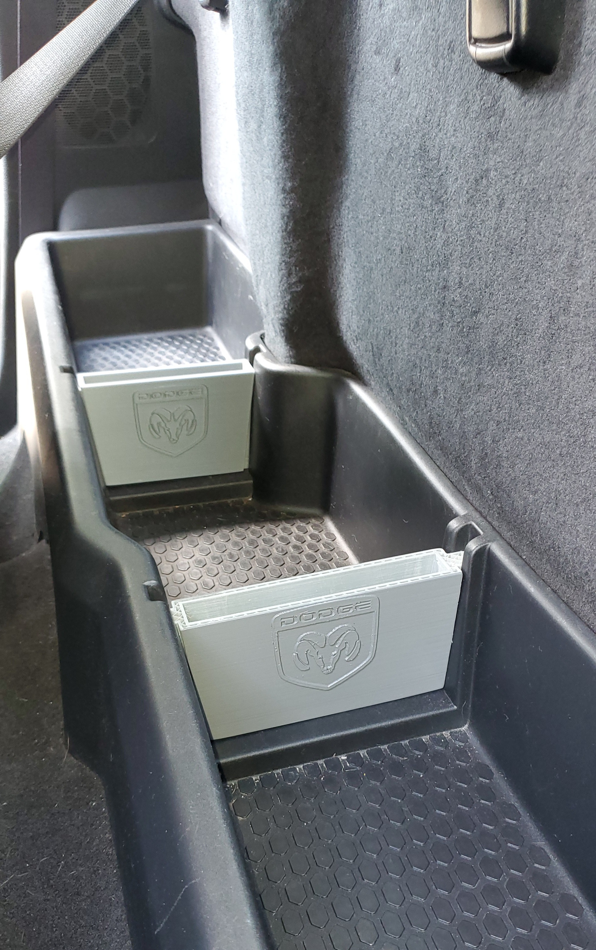 Ram 1500 Storage Divider