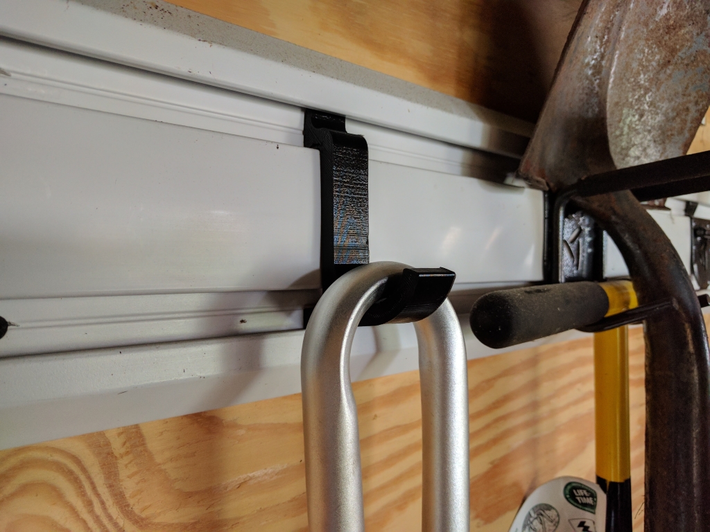 Gladiator geartrack gearwall hook