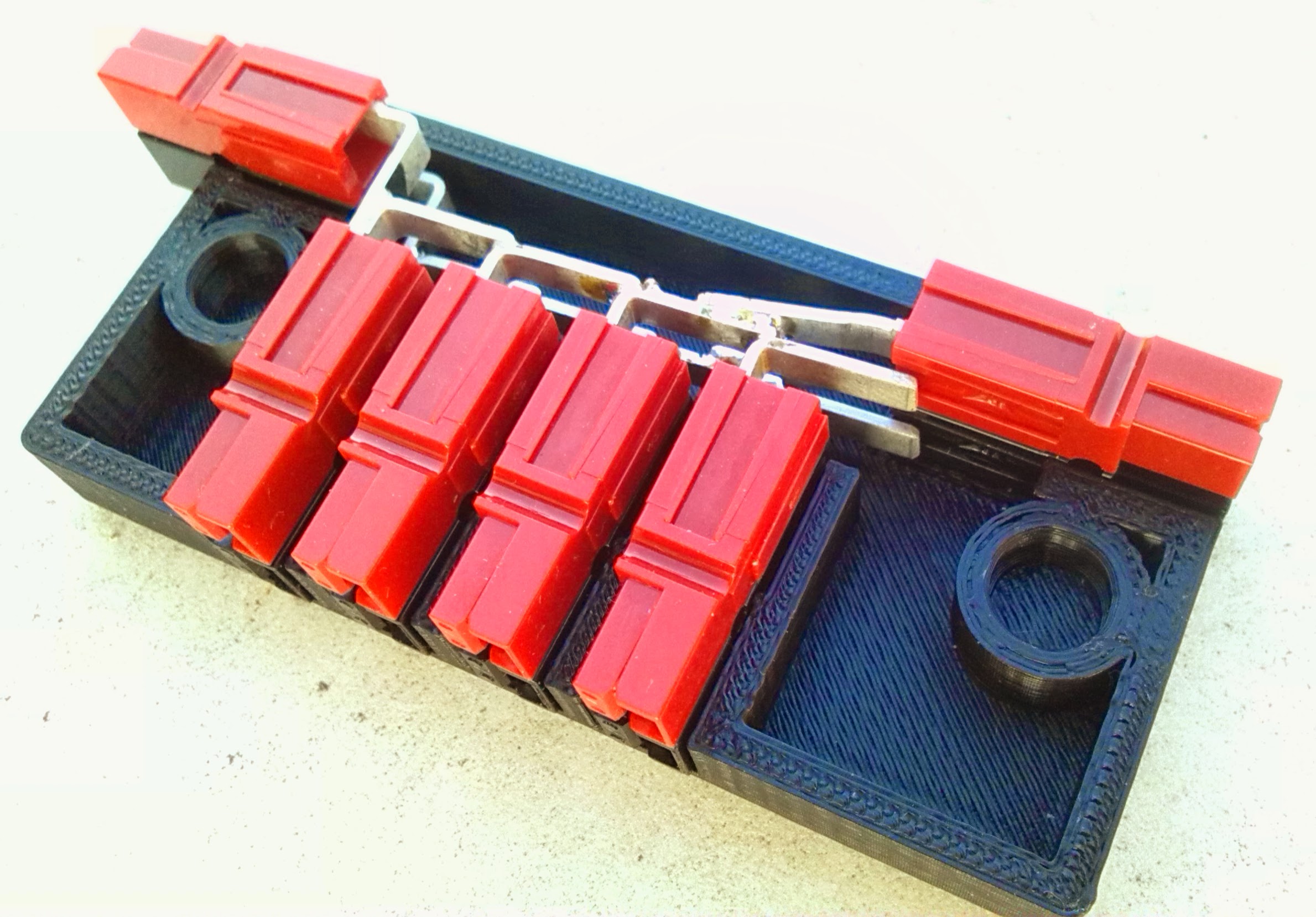 Parametric PowerPole Stackable Breakout Box
