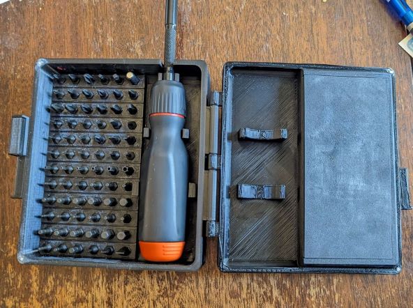 LTT screw driver case with 72 bit storage