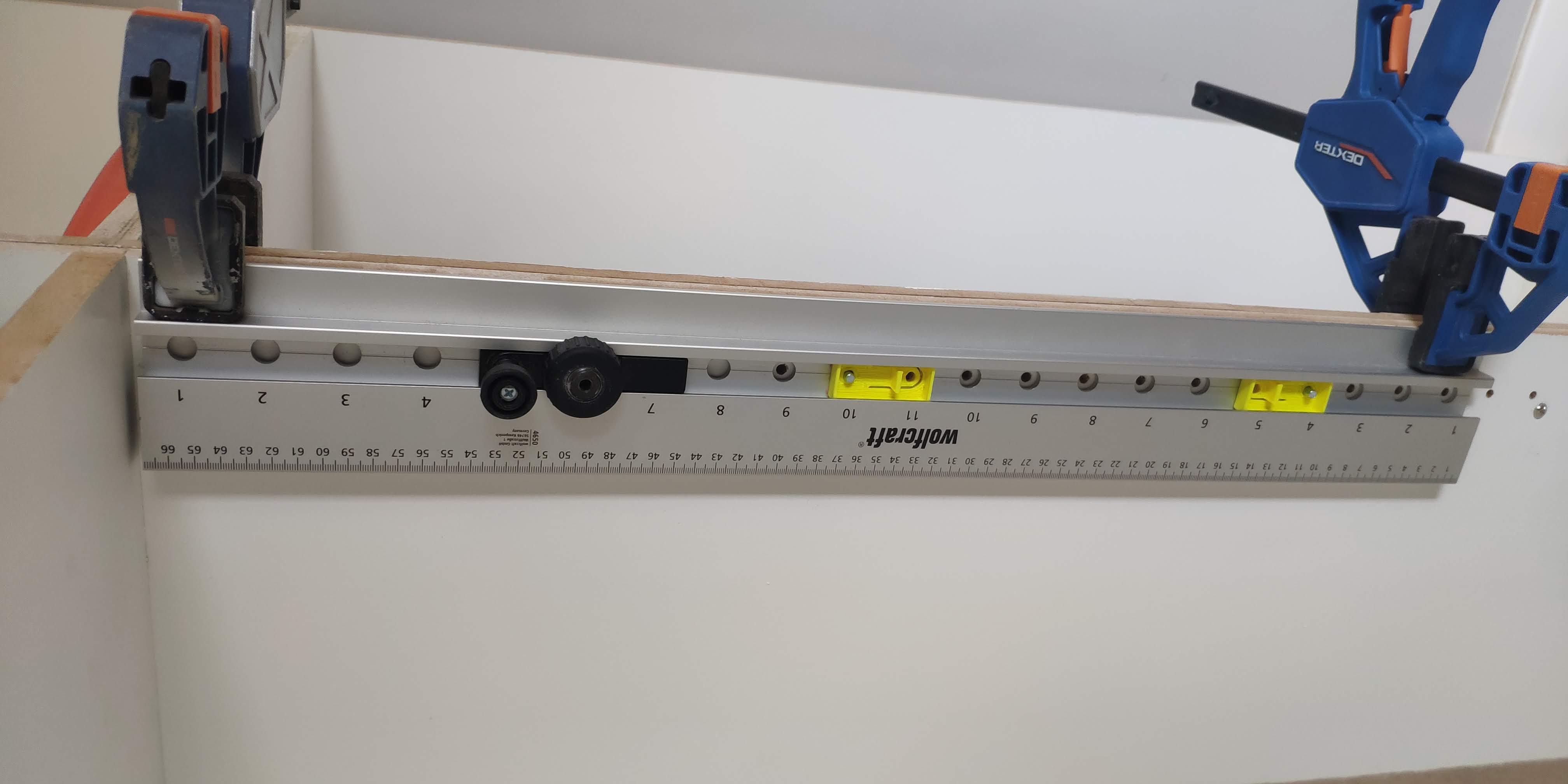 Centering tool for Wolfcraft 4650 doweling jig ruler