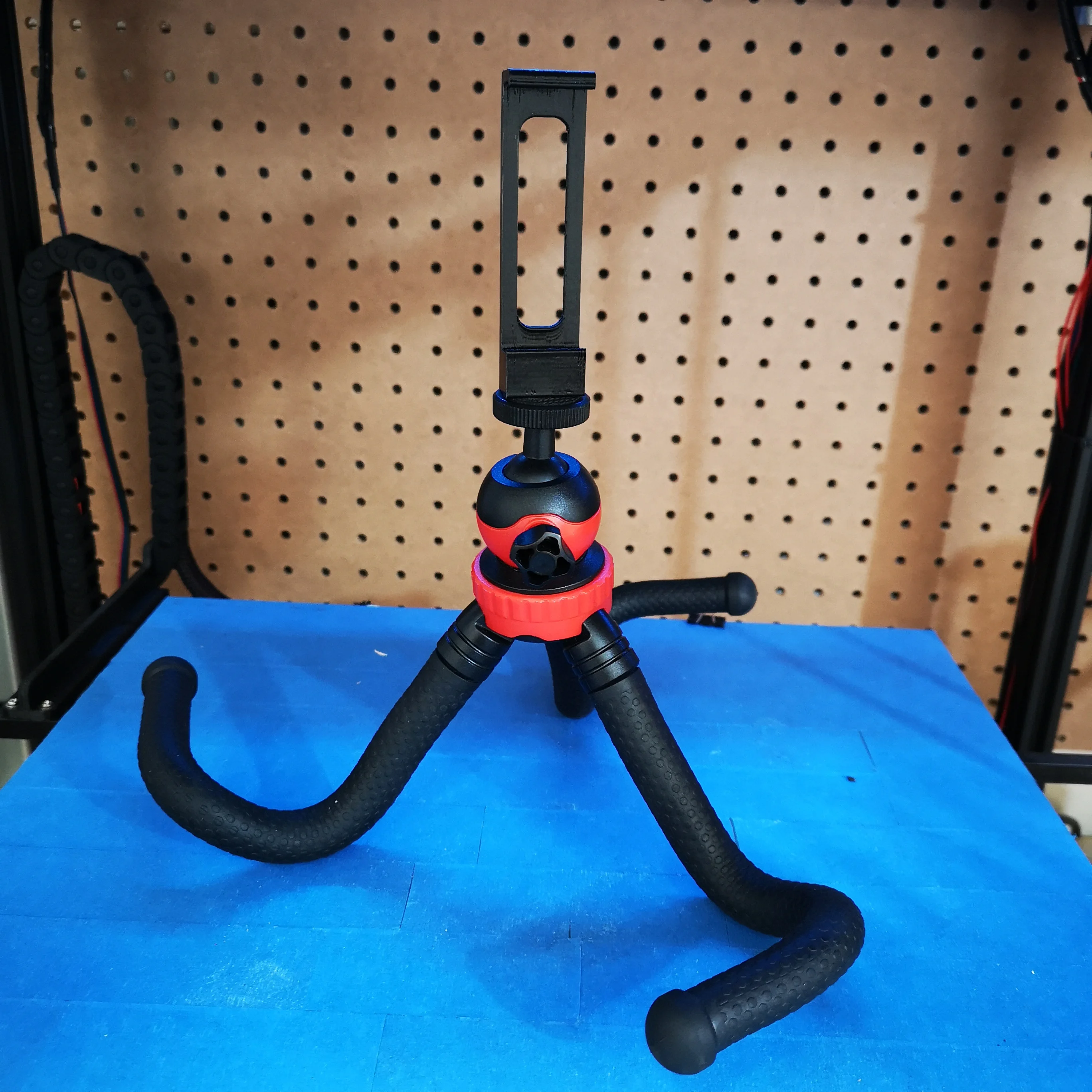 Huawei P20 and P20 Pro Cellphone Tripod Holder