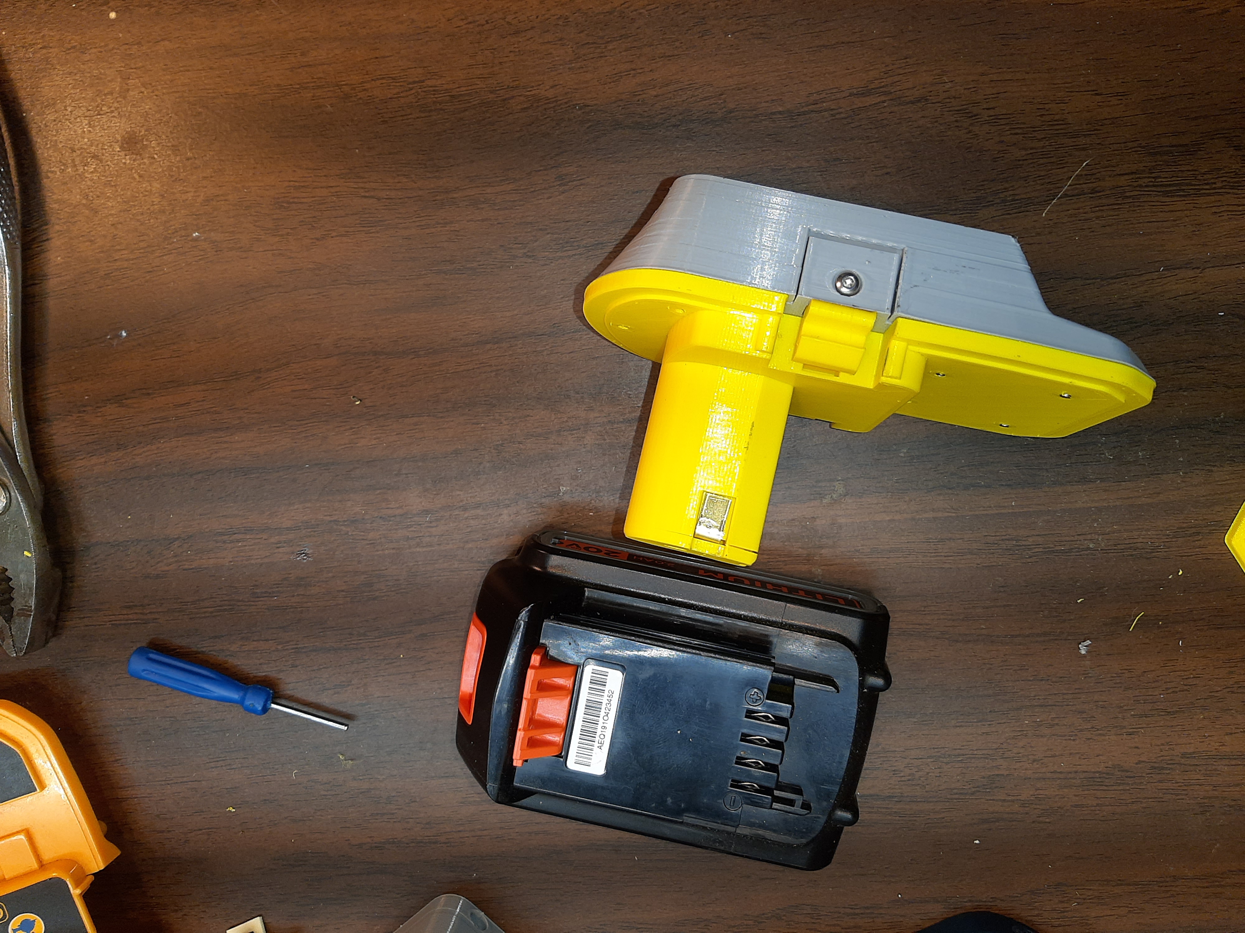 Black Decker 20V Max Battery To Ryobi One+ Adaptor