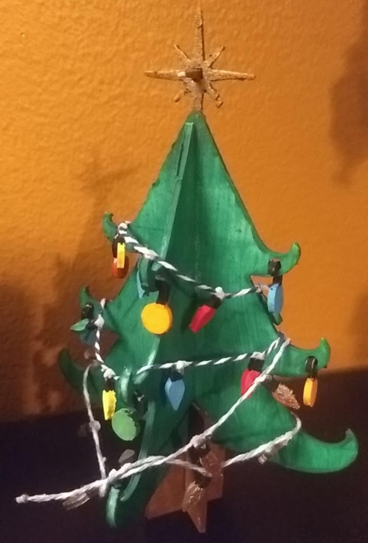 Christmas Tree Snapout Card