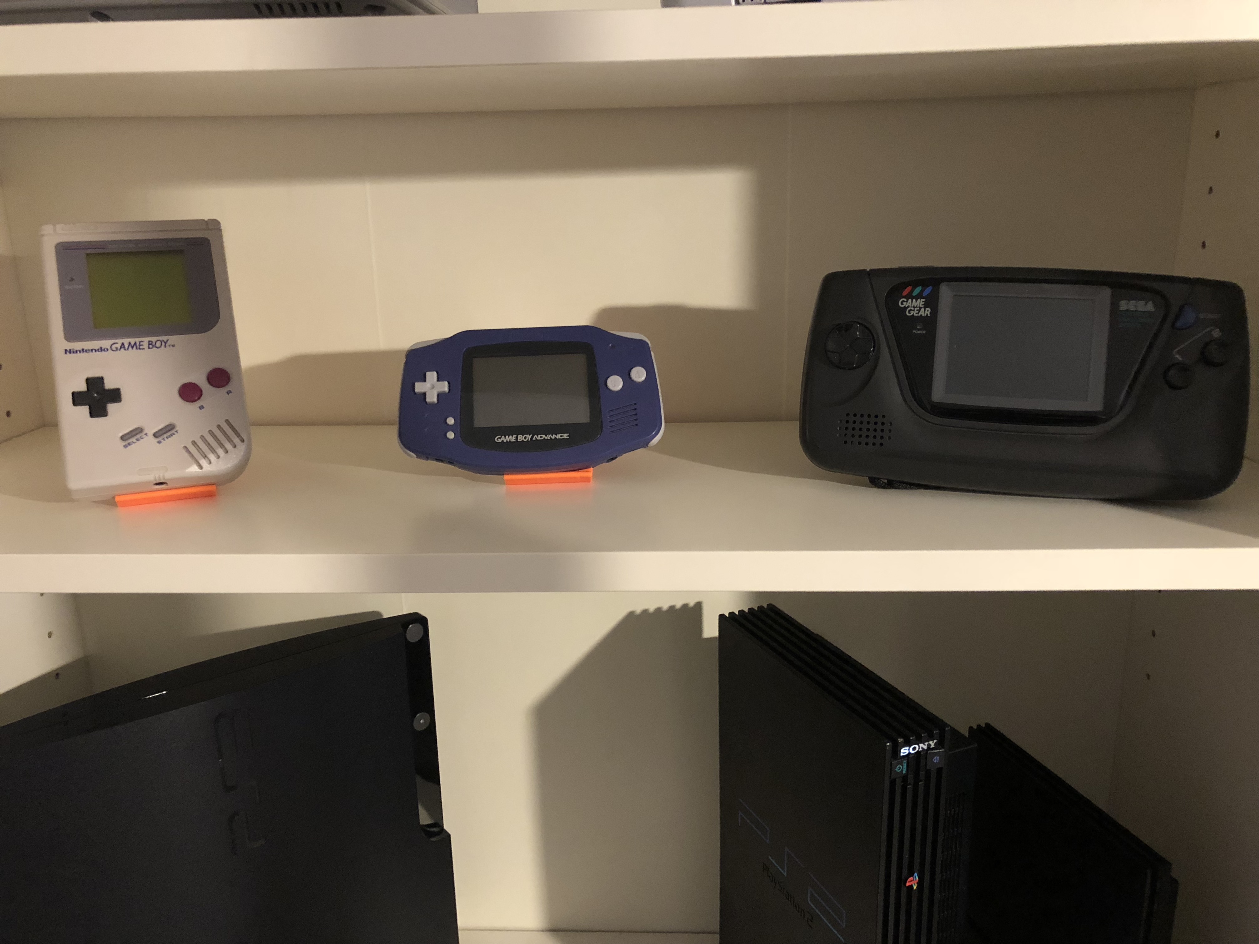 Stand for GameBoy Classic, Advance, Sega Game Gear etc.