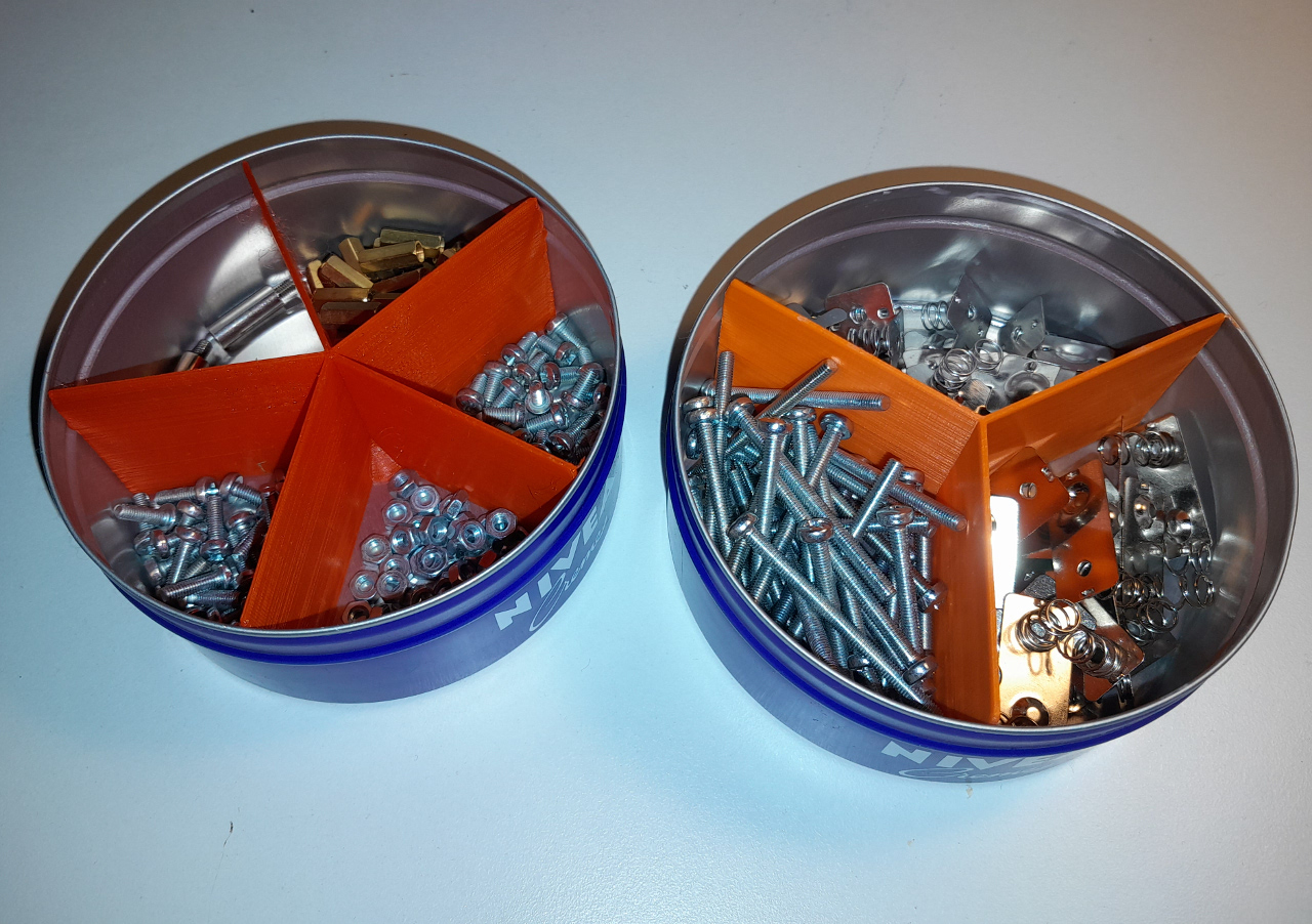 Divider for Nivea tin