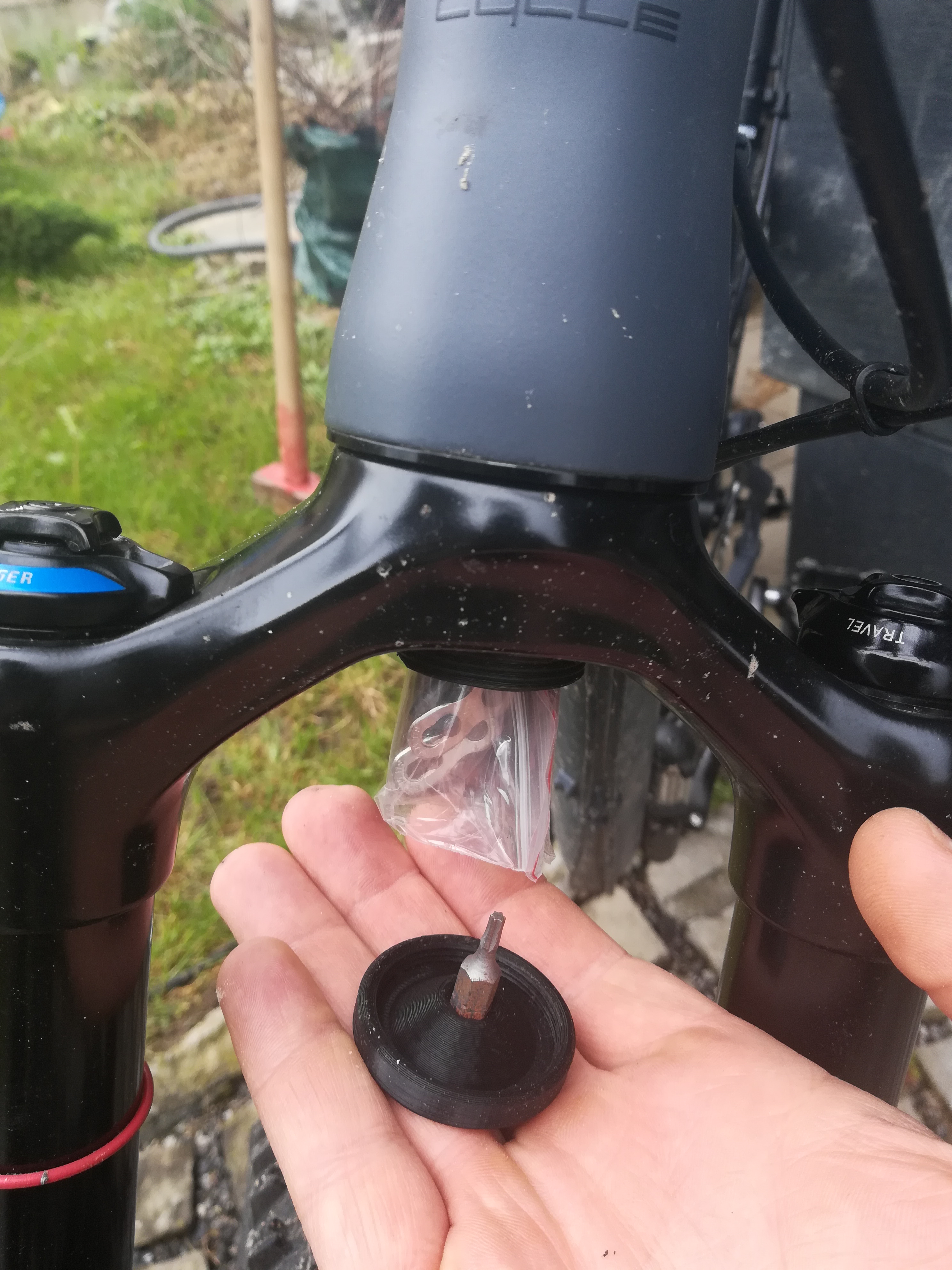Toolstoragebox for RockShox Pike
