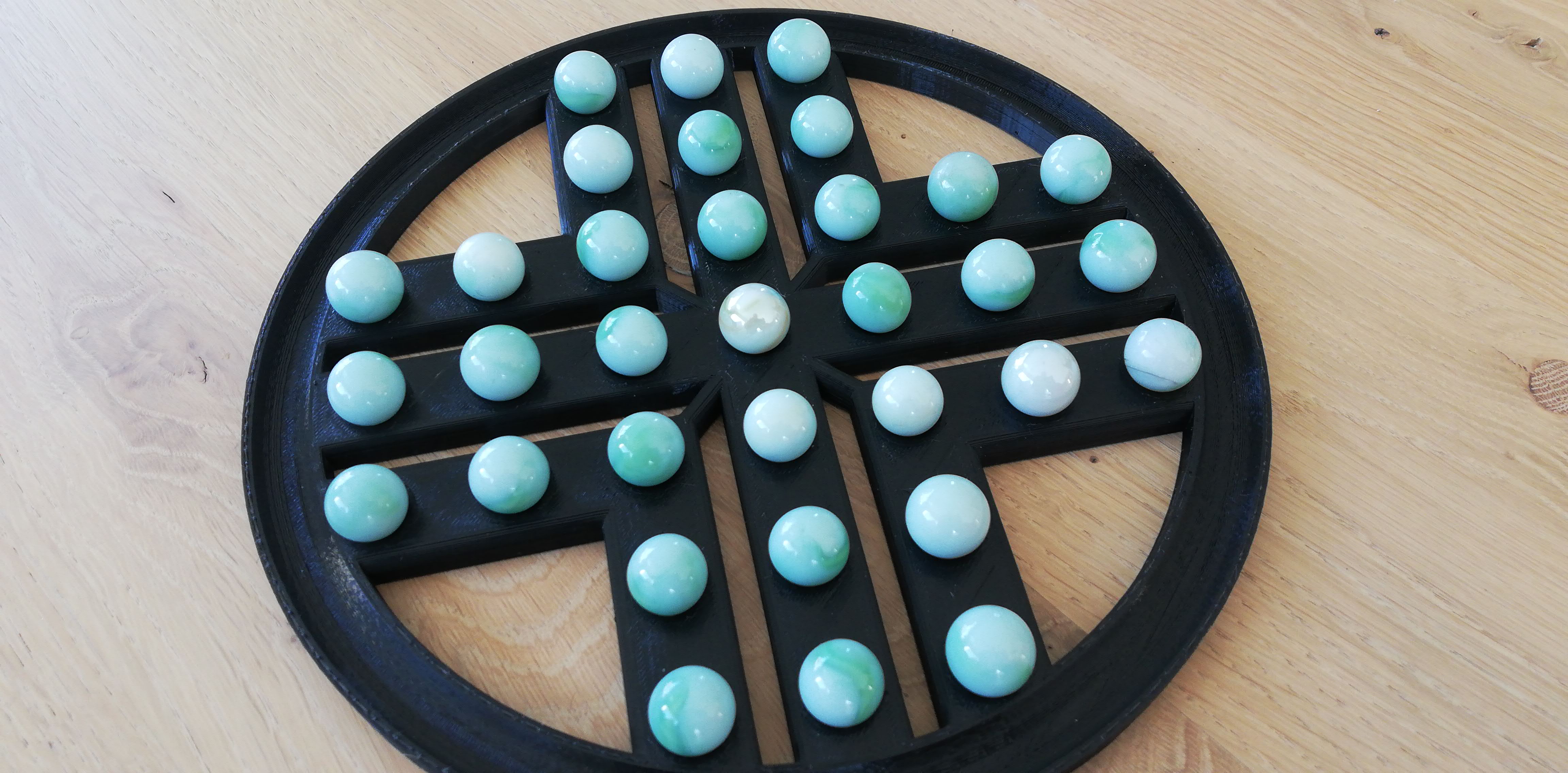 Solitaire ( jeux billes )