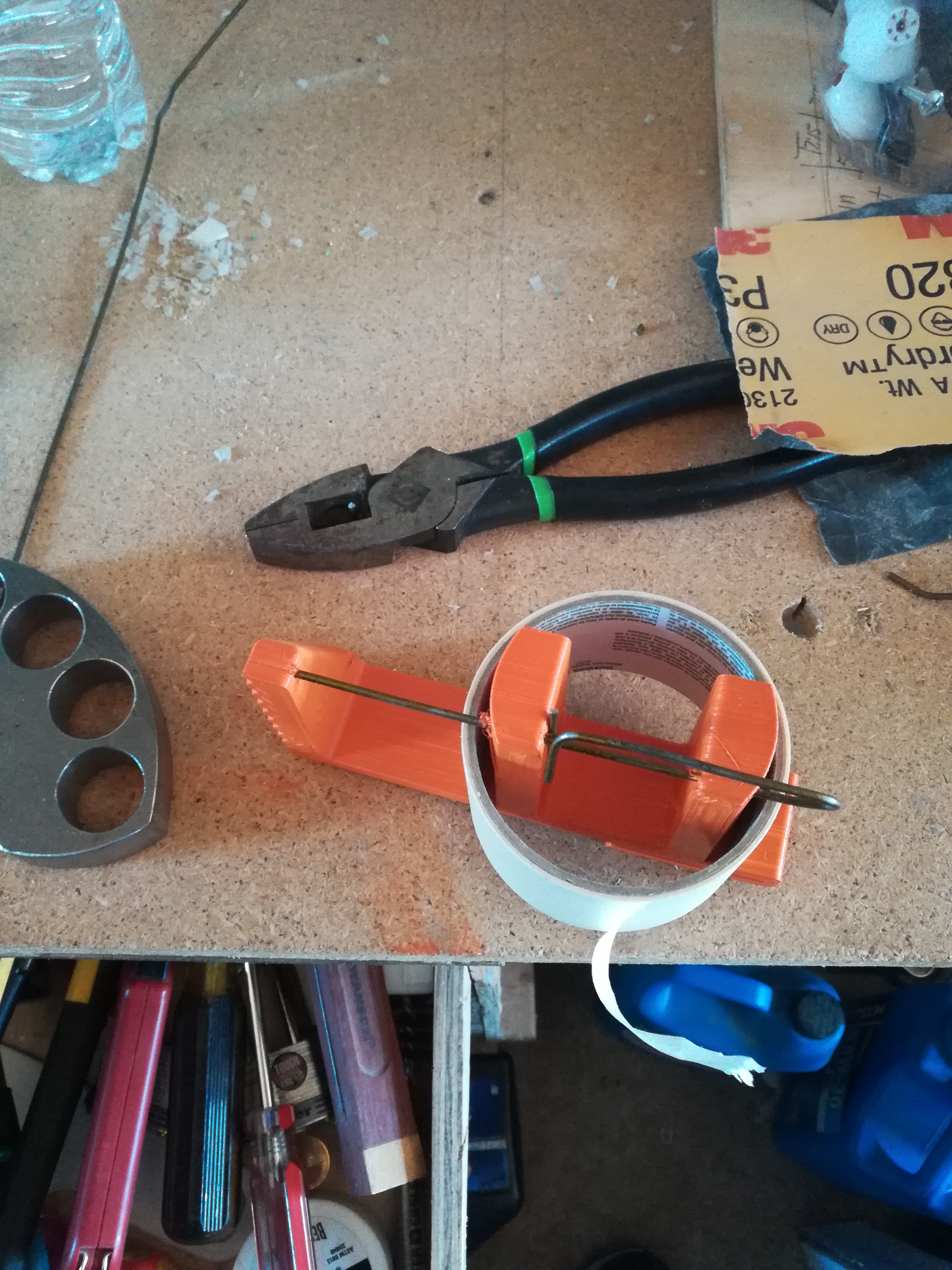 TAPE DISPENSOR
