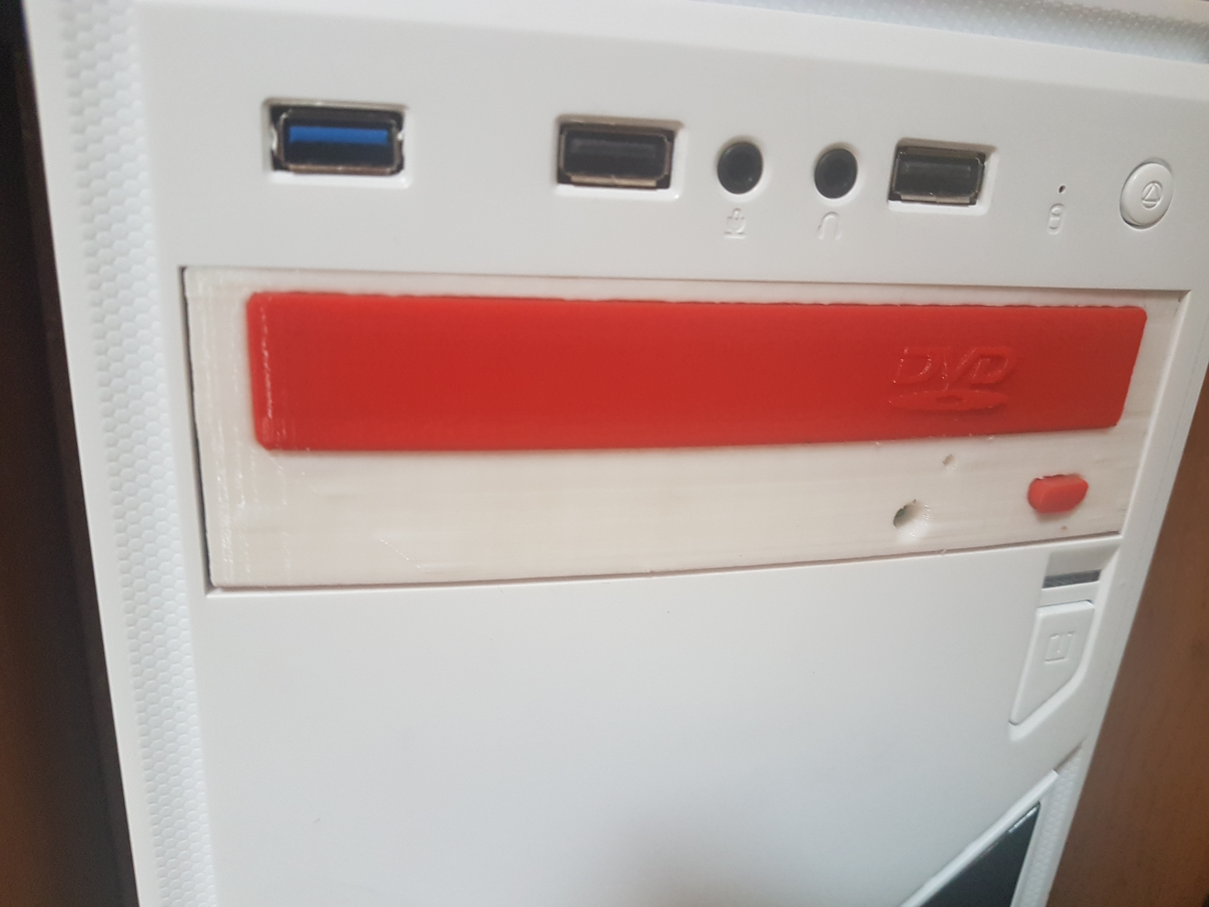 PC DVD Recorder Front case // Frontal lector/grabador DVD