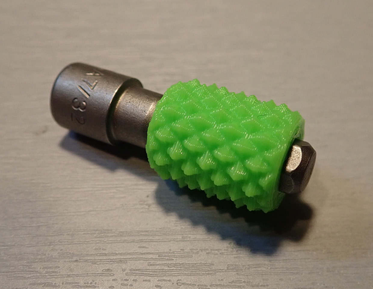 Knurly Thumb Hex Bit Driver