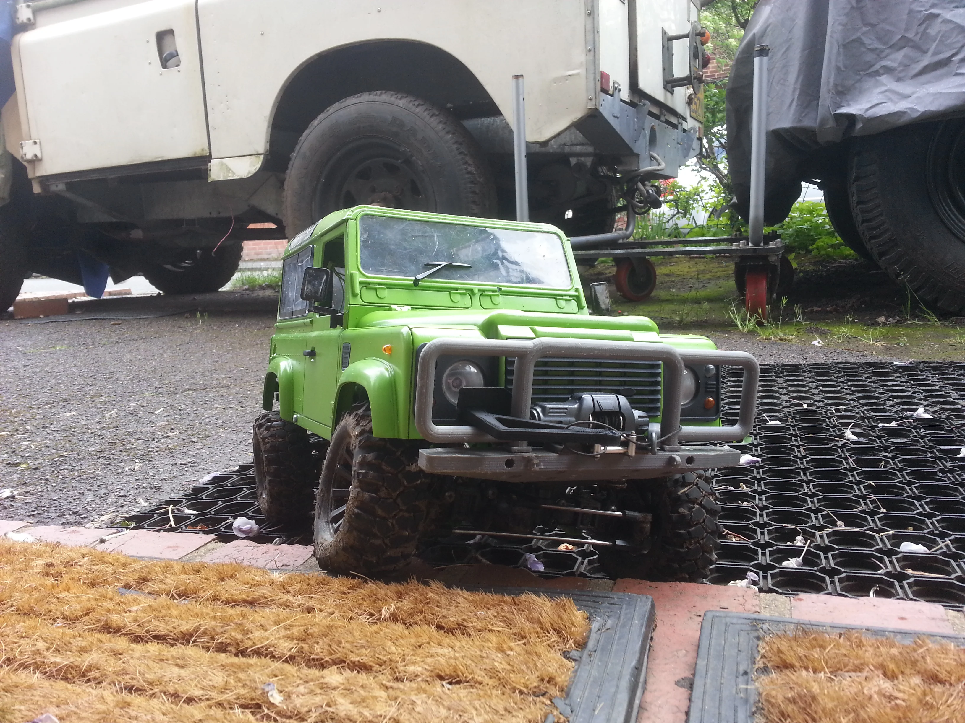 Bullbar and Winch bumper fits a 3Racing Winch